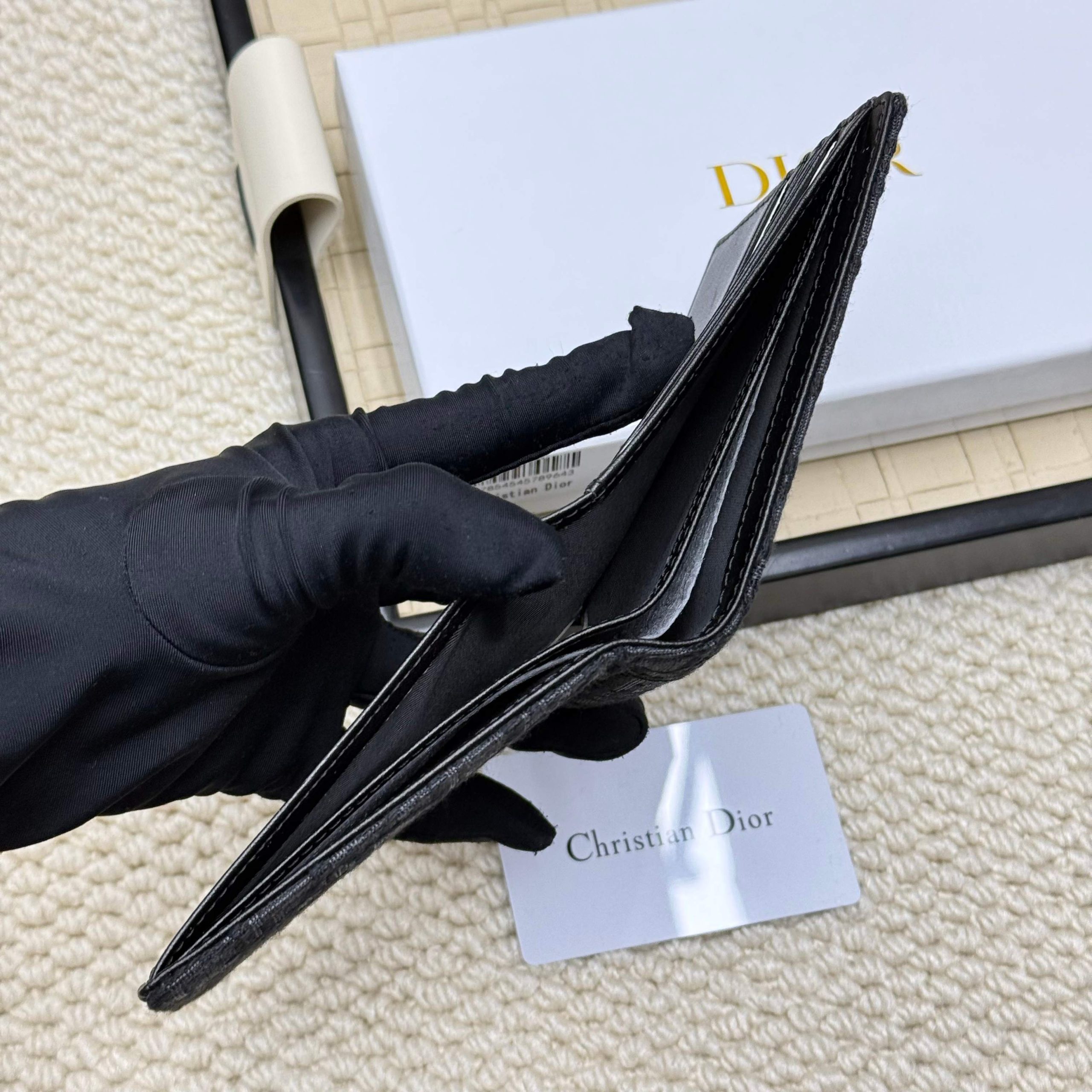 DiorA貨男款短夾黑灰老花雙折小巧實用款| 7 DiorA貨男款短夾黑灰老花雙折小巧實用款