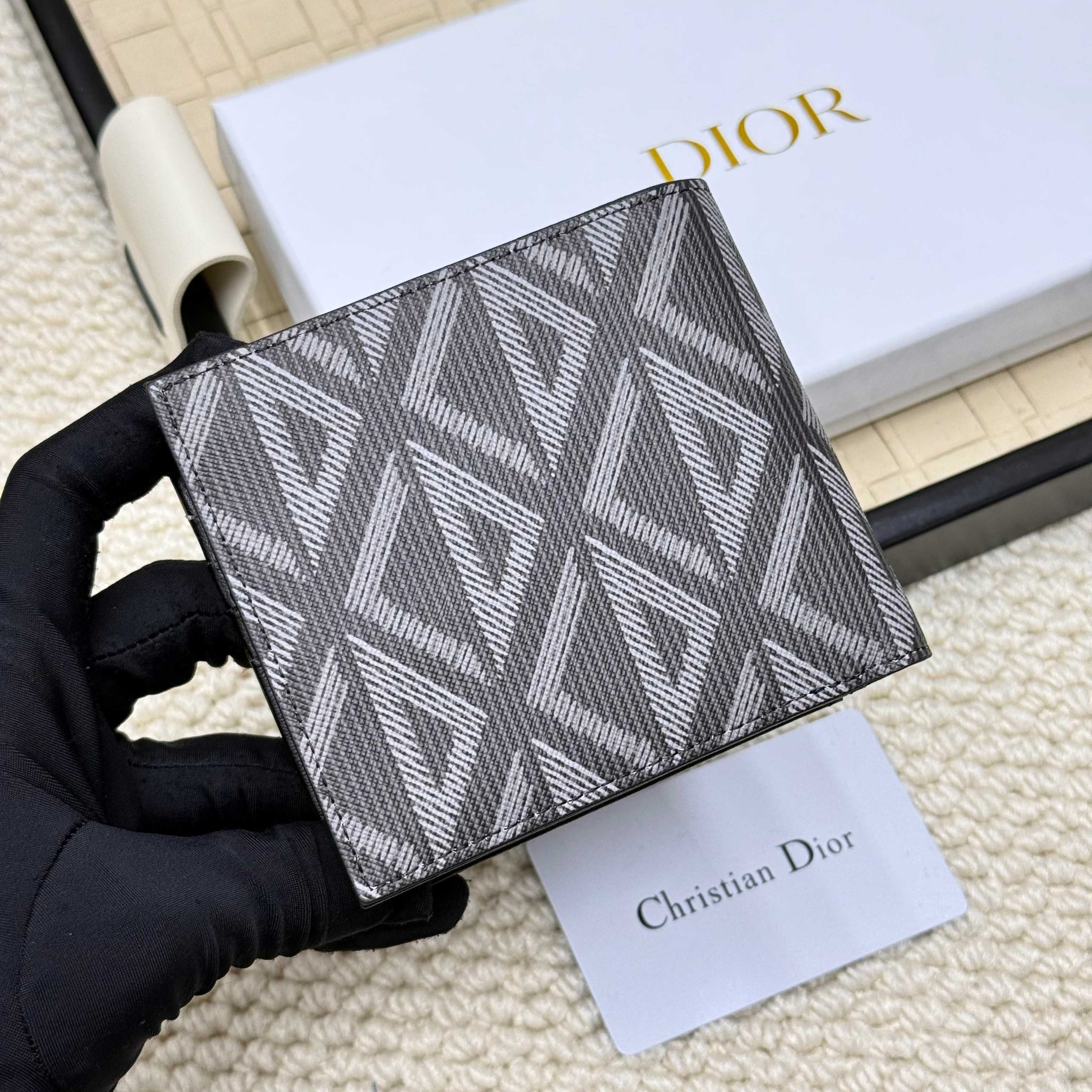 Dior A貨短夾幾何灰布紋百搭造型輕薄雙折款| 10 Dior A貨短夾幾何灰布紋百搭造型輕薄雙折款