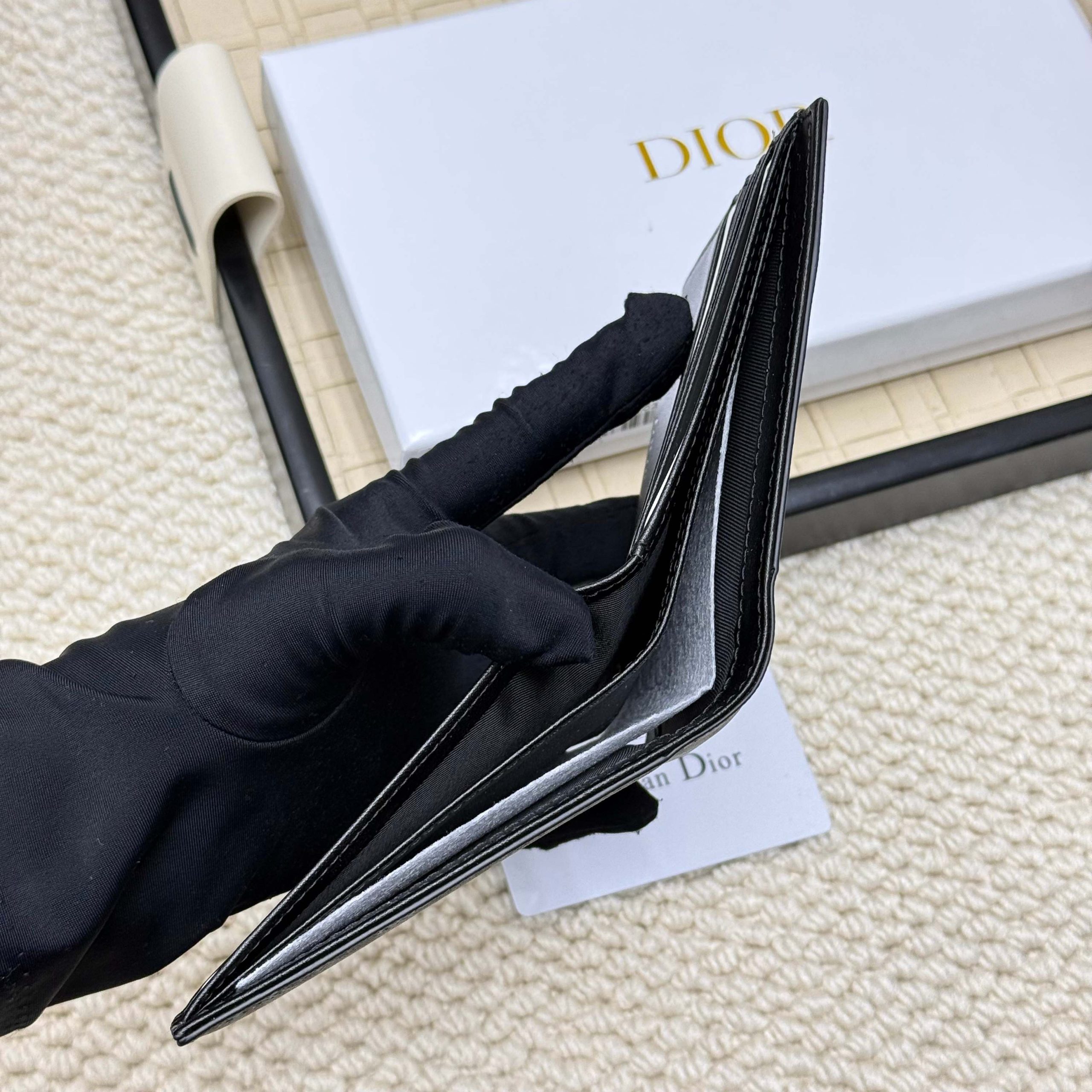 Dior A貨短夾幾何灰布紋百搭造型輕薄雙折款| 7 Dior A貨短夾幾何灰布紋百搭造型輕薄雙折款