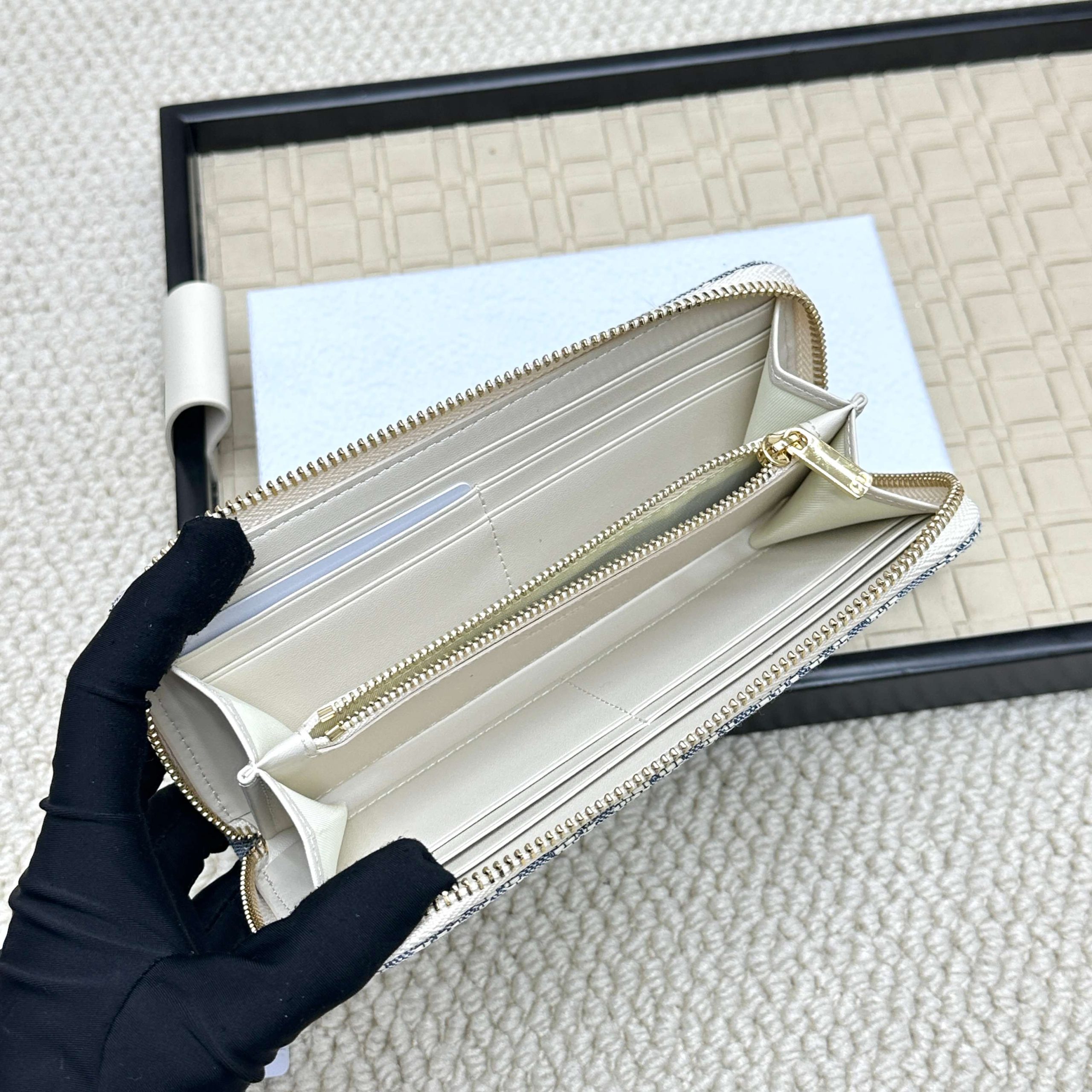 Dior A貨精品長夾 米白拼藍 Oblique 老花 簡約拉鍊款| 8 Dior A貨精品長夾 米白拼藍 Oblique 老花 簡約拉鍊款