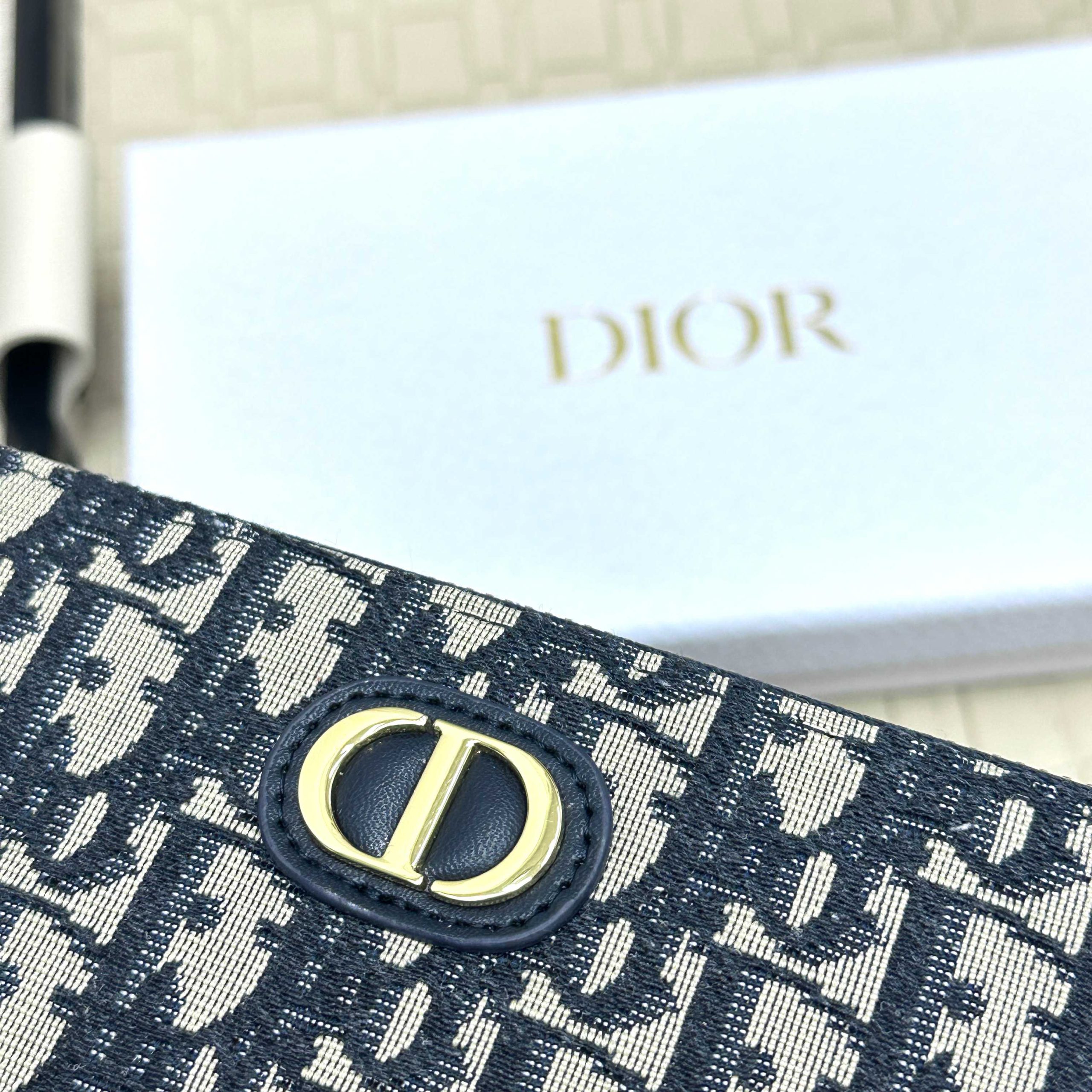 Dior 一比一女士長夾 經典藍老花設計 CD標誌優雅風格| 9 Dior 一比一女士長夾 經典藍老花設計 CD標誌優雅風格