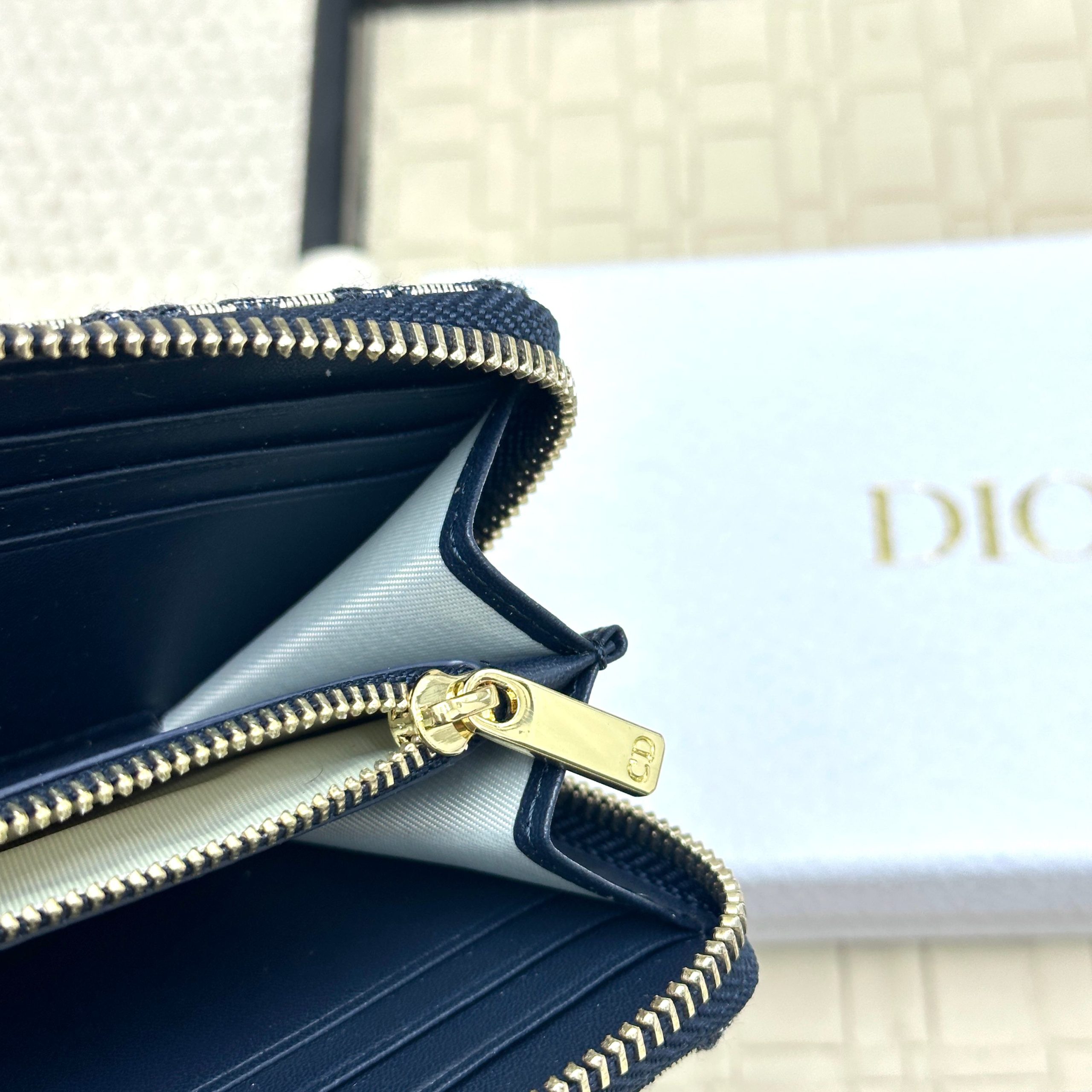 Dior 一比一女士長夾 經典藍老花設計 CD標誌優雅風格| 7 Dior 一比一女士長夾 經典藍老花設計 CD標誌優雅風格