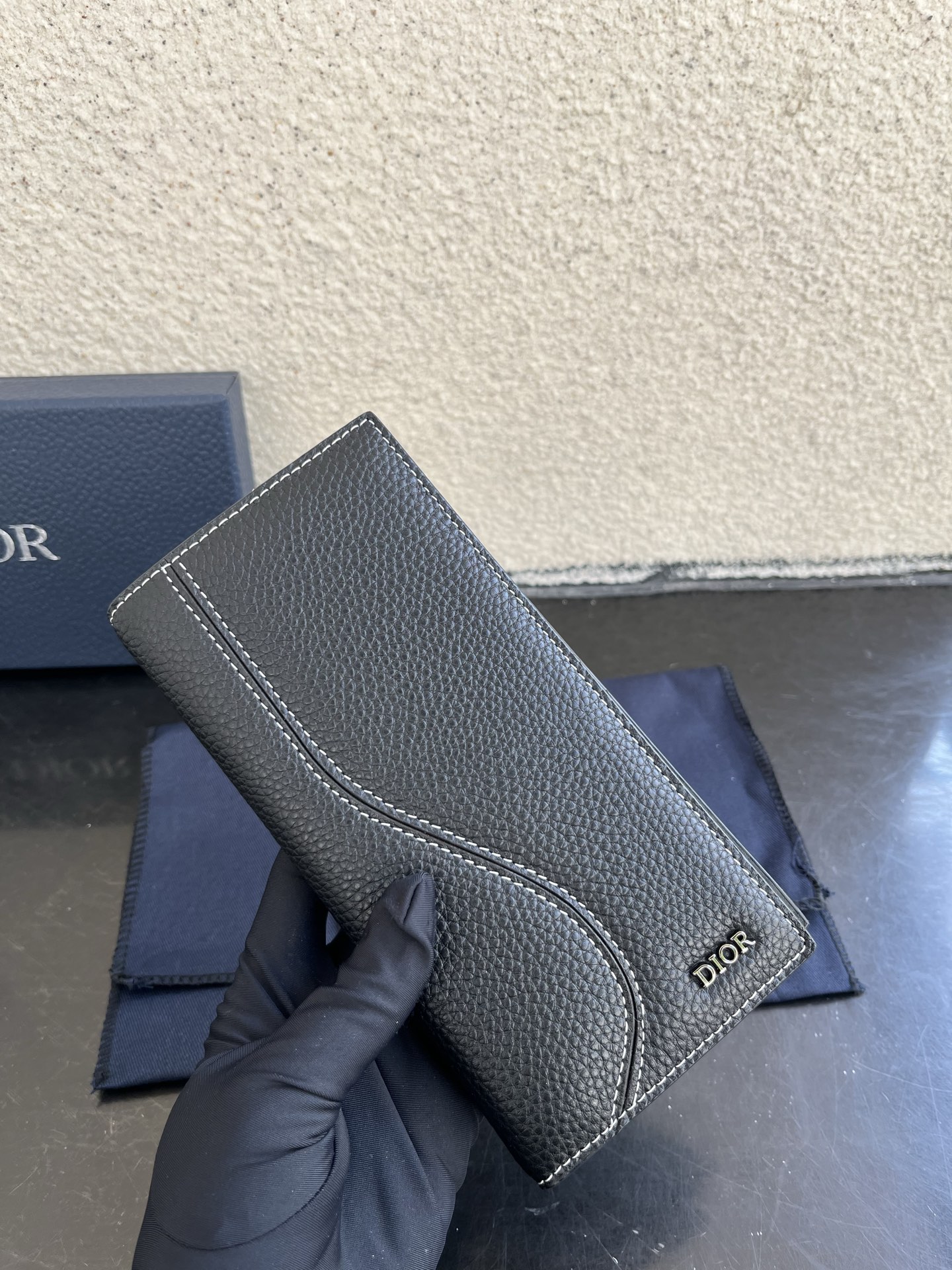 Dior 原單男士長夾 黑色荔枝紋皮革 對比縫線立體造型| 12 Dior 原單男士長夾 黑色荔枝紋皮革 對比縫線立體造型