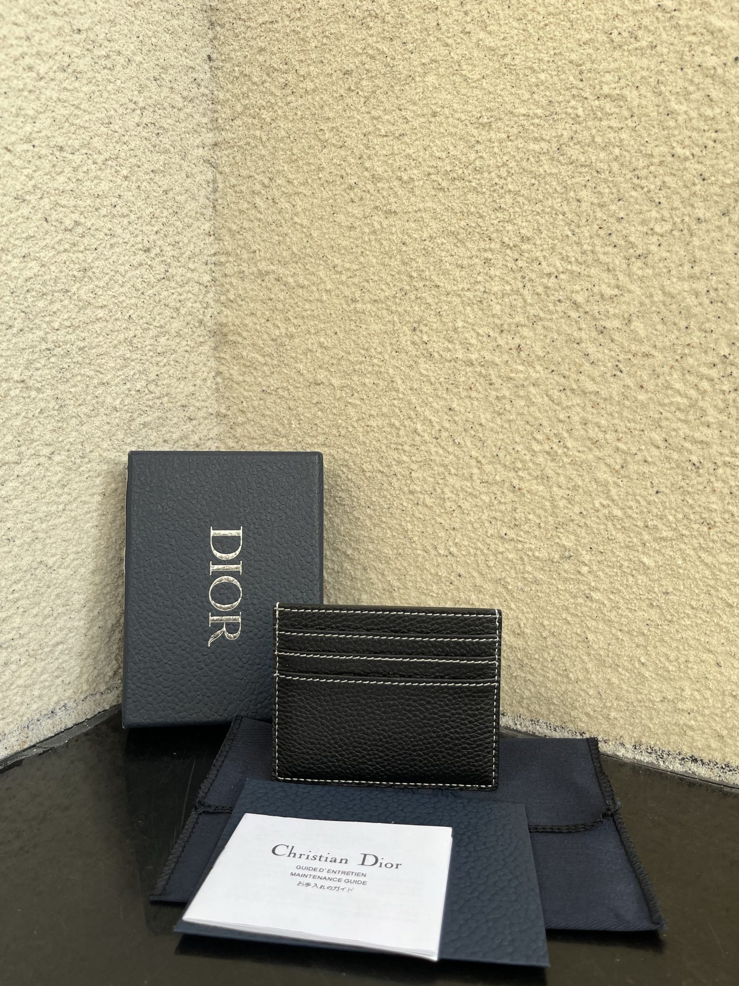Dior 高仿男士卡包 荔枝皮革 雙卡層設計 俐落簡約風| 13 Dior 高仿男士卡包 荔枝皮革 雙卡層設計 俐落簡約風