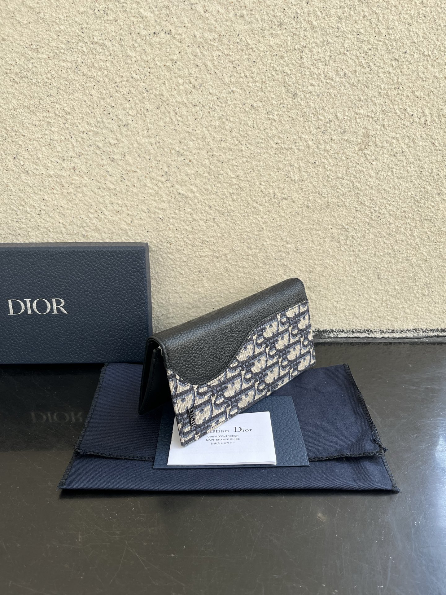 Dior 高仿男士長夾 老花拼皮革款 深藍經典時尚感| 13 Dior 高仿男士長夾 老花拼皮革款 深藍經典時尚感