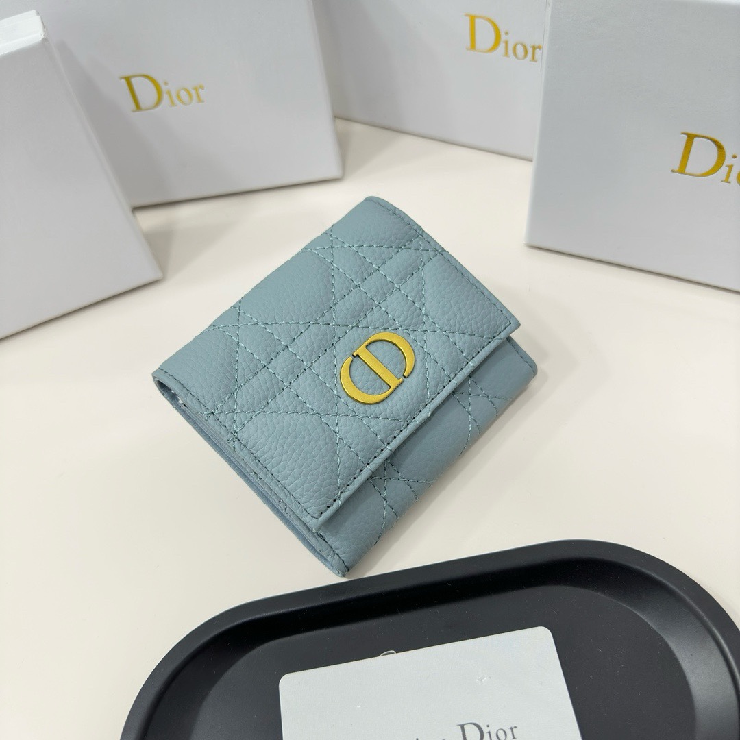 Dior 高仿短夾 女士淡藍皮革 CD金扣 立體縫線設計| 13 Dior 高仿短夾 女士淡藍皮革 CD金扣 立體縫線設計