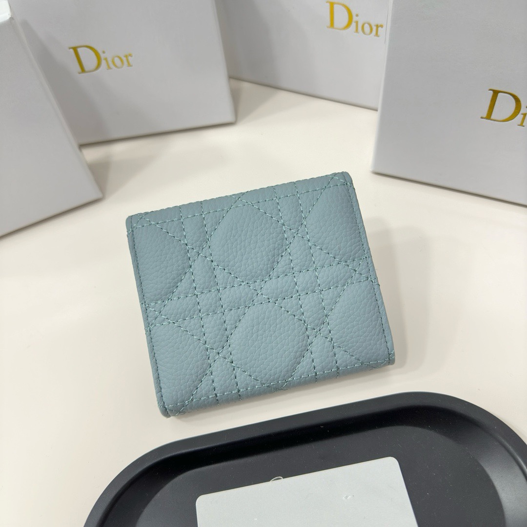 Dior 高仿短夾 女士淡藍皮革 CD金扣 立體縫線設計| 12 Dior 高仿短夾 女士淡藍皮革 CD金扣 立體縫線設計
