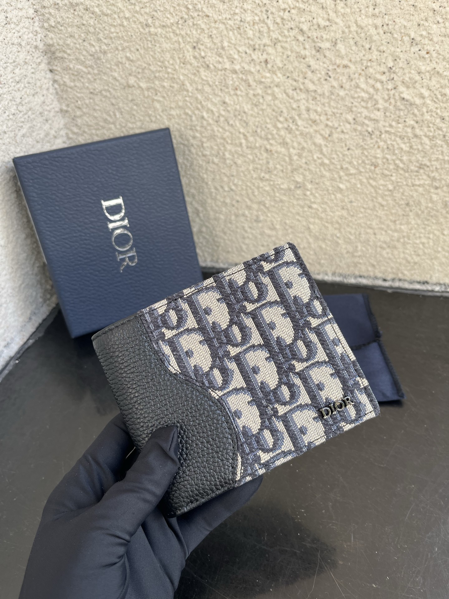 Dior 一比一男士短夾 老花拼皮革款 經典深藍設計| 12 Dior 一比一男士短夾 老花拼皮革款 經典深藍設計