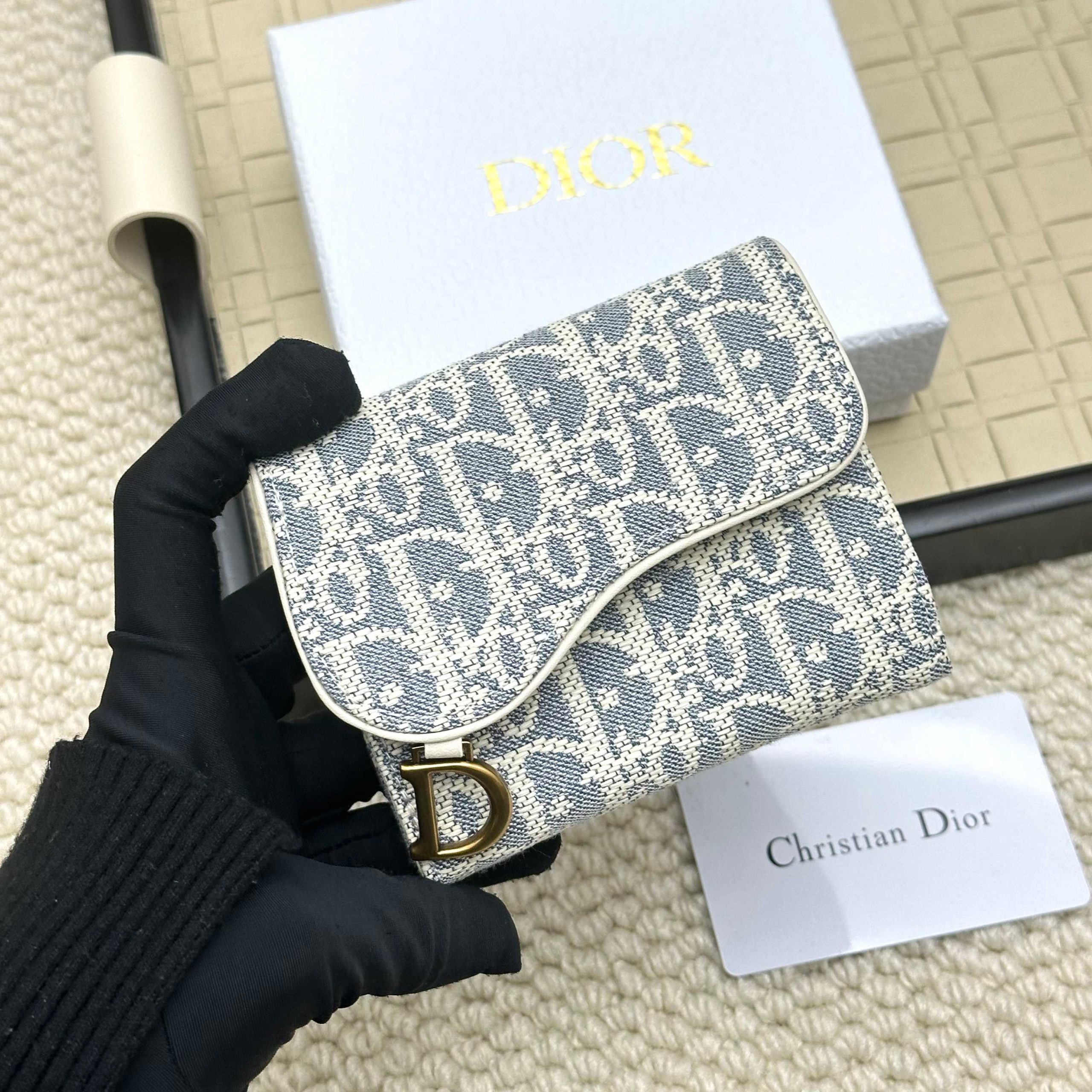 Dior 高仿短夾 女士藍灰老花布 小型翻蓋D扣設計| 11 Dior 高仿短夾 女士藍灰老花布 小型翻蓋D扣設計