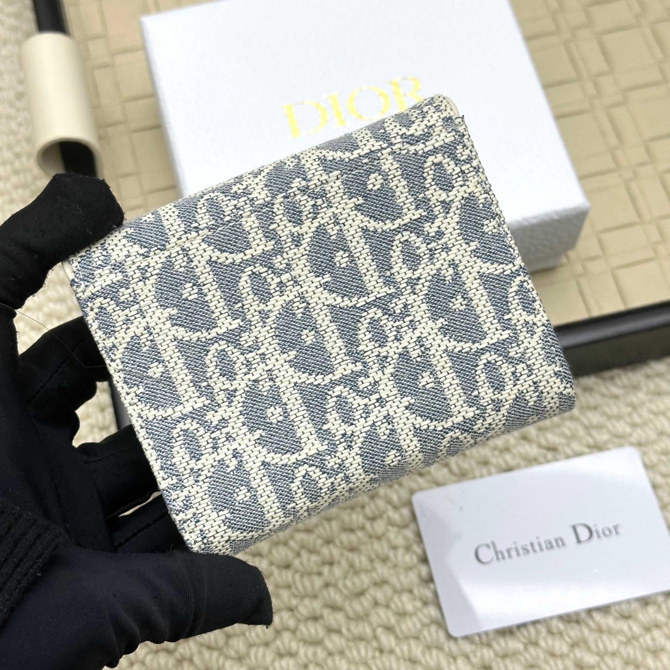 Dior 高仿短夾 女士藍灰老花布 小型翻蓋D扣設計| 10 Dior 高仿短夾 女士藍灰老花布 小型翻蓋D扣設計