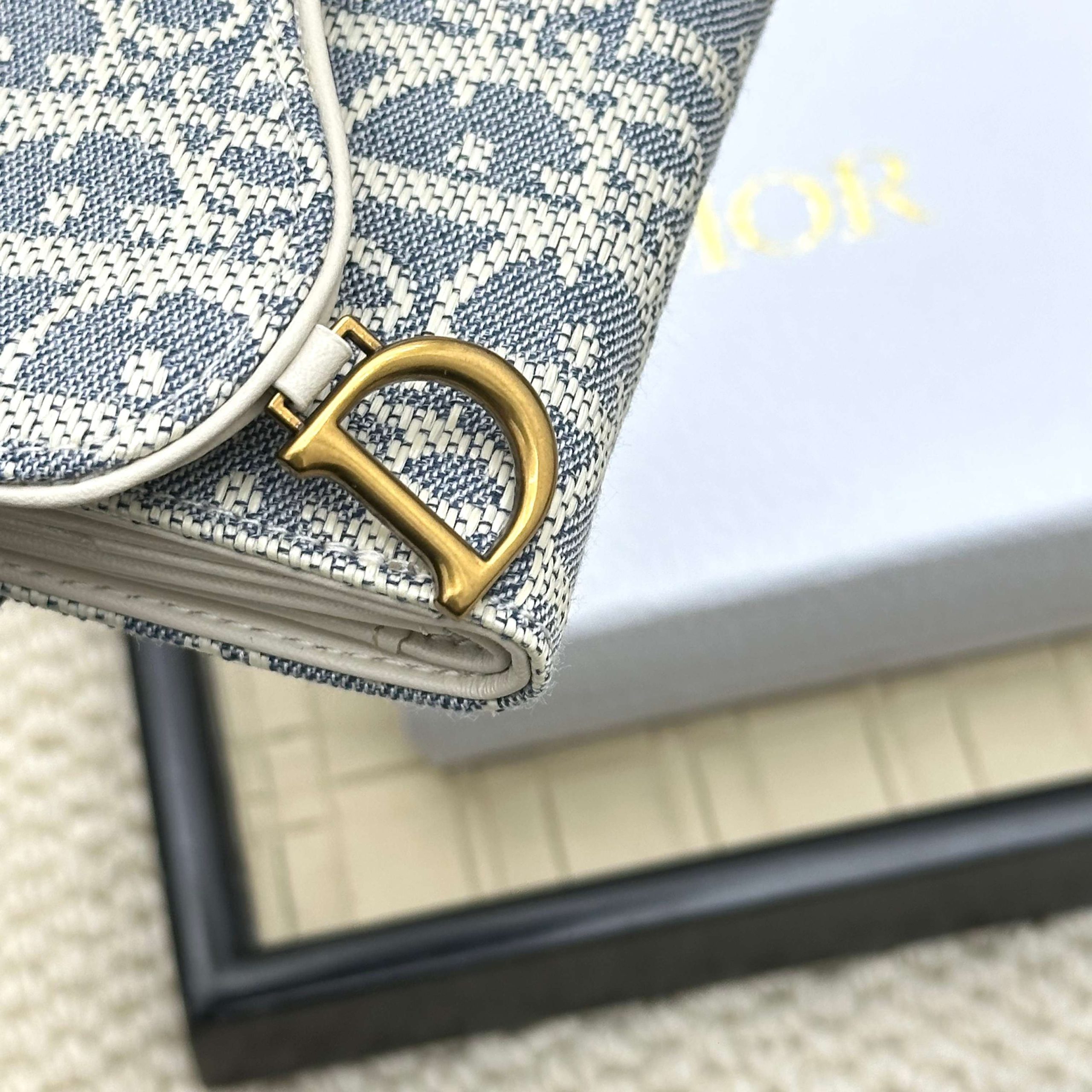 Dior 高仿短夾 女士藍灰老花布 小型翻蓋D扣設計| 9 Dior 高仿短夾 女士藍灰老花布 小型翻蓋D扣設計