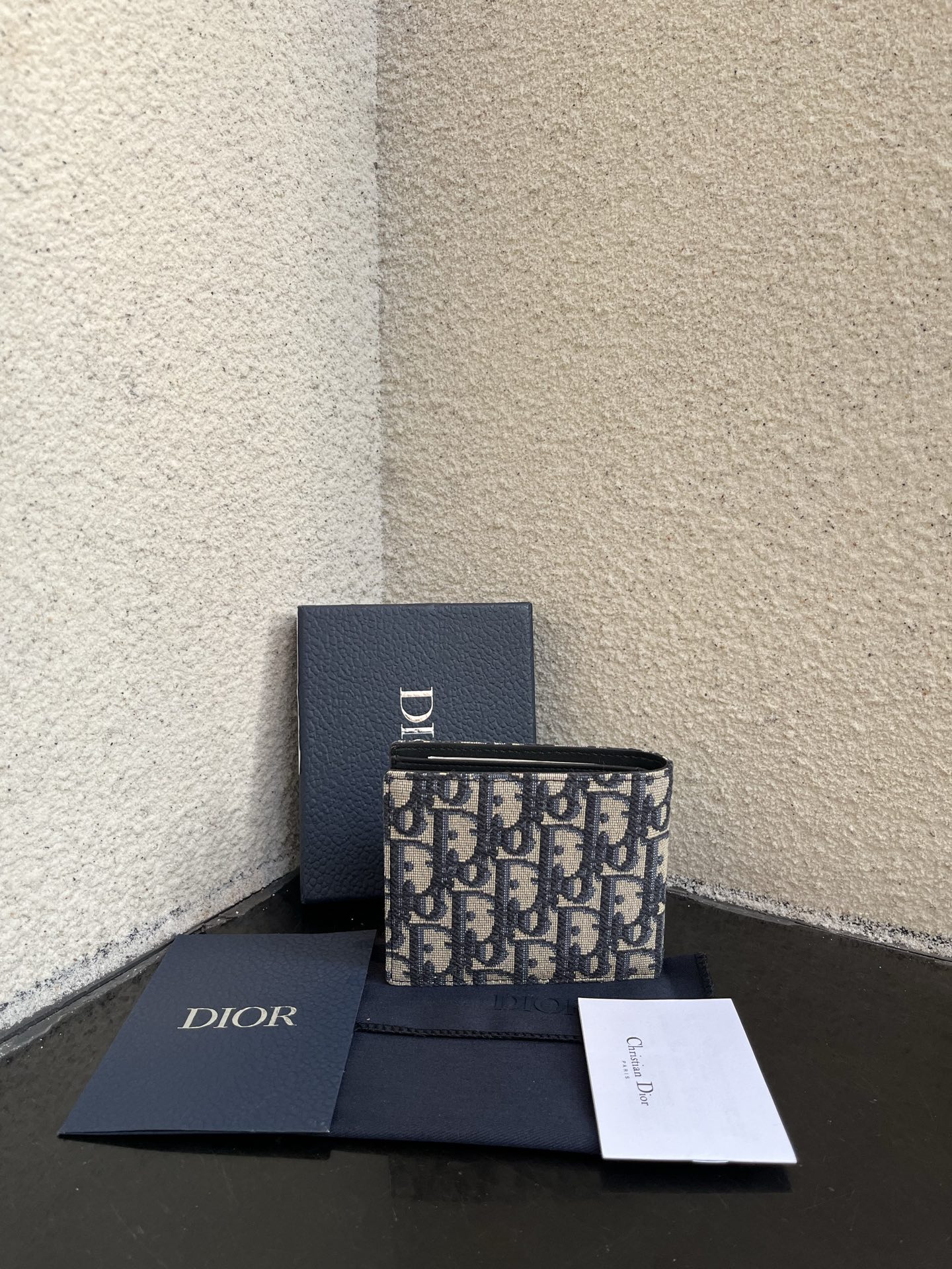 Dior 高仿短夾 男士米底老花圖騰 簡約設計耐看實用| 14 Dior 高仿短夾 男士米底老花圖騰 簡約設計耐看實用