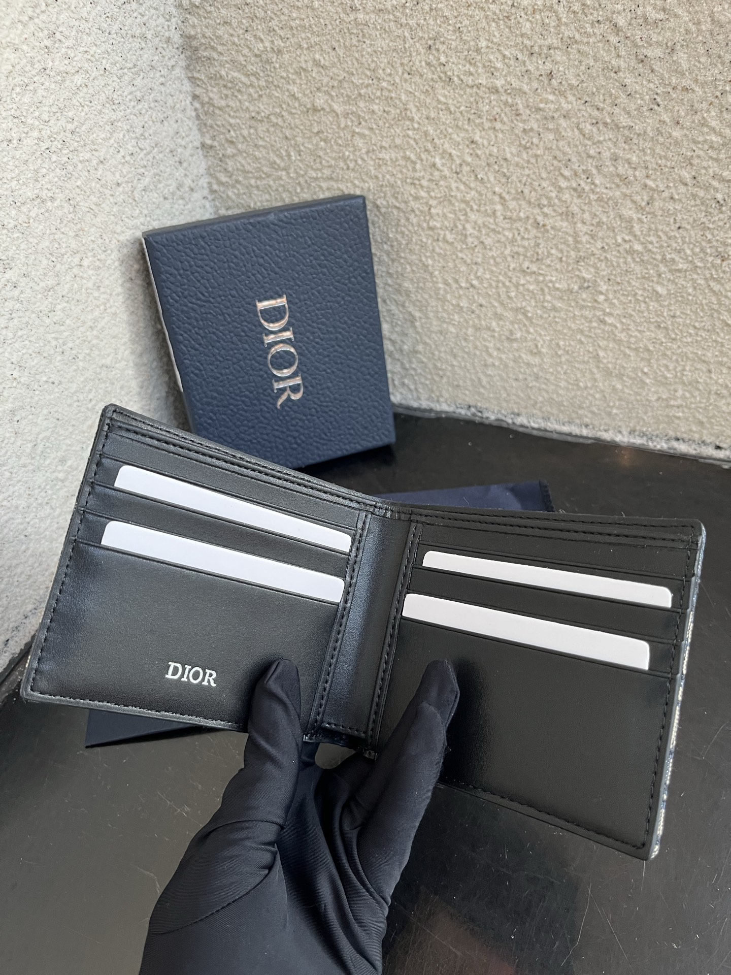 Dior 高仿短夾 男士米底老花圖騰 簡約設計耐看實用| 8 Dior 高仿短夾 男士米底老花圖騰 簡約設計耐看實用