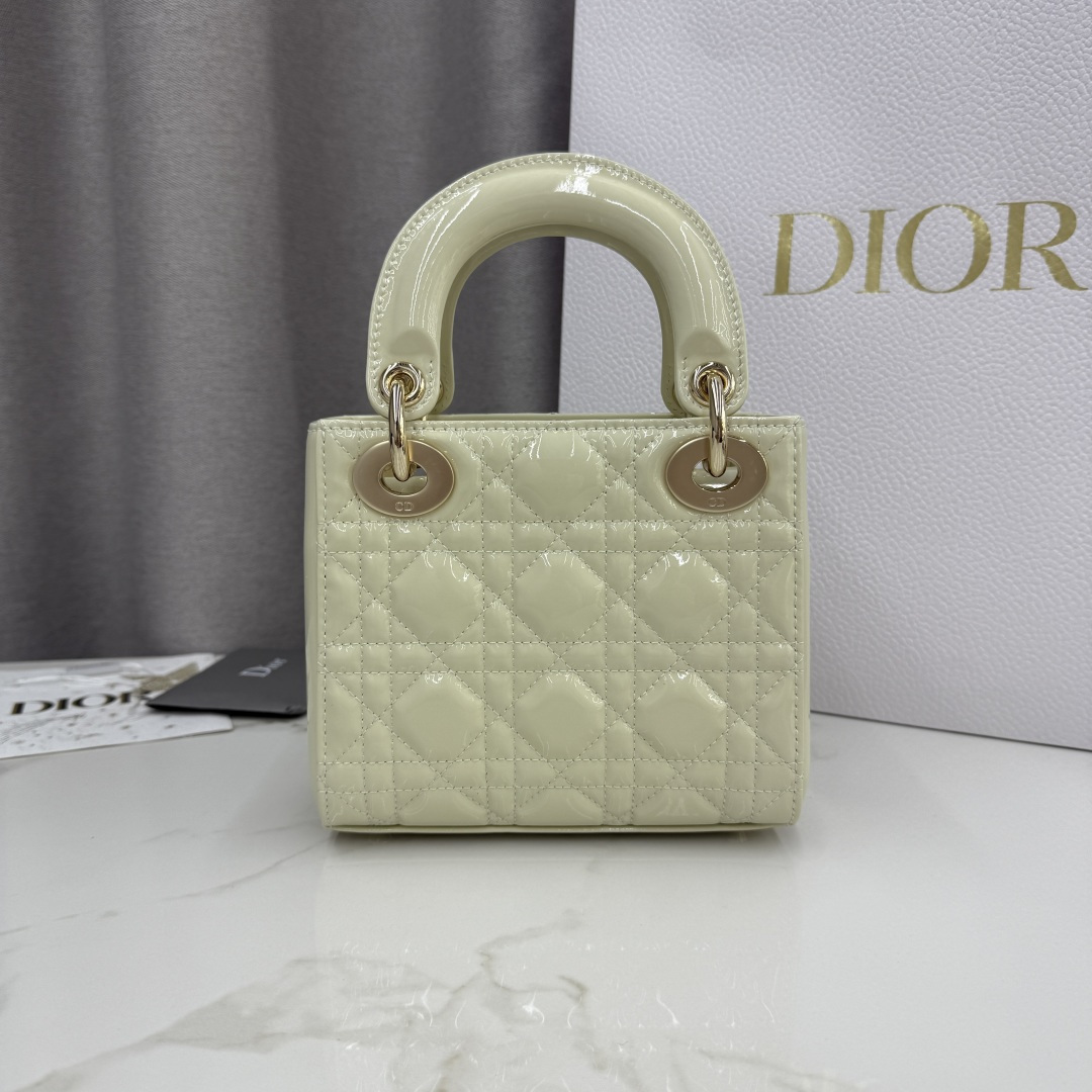 Dior高仿米杏色漆皮Lady Dior手提包女用精緻鏈條款式| 13 Dior高仿米杏色漆皮Lady Dior手提包女用精緻鏈條款式