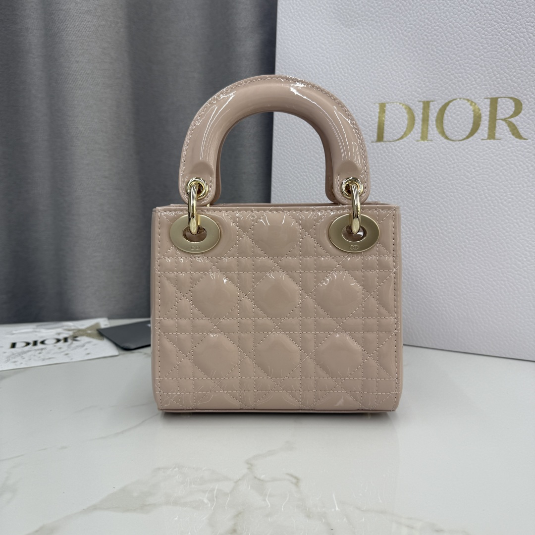 Dior一比一裸粉漆皮Lady Dior女包迷你款氣質輕奢設計| 13 Dior一比一裸粉漆皮Lady Dior女包迷你款氣質輕奢設計