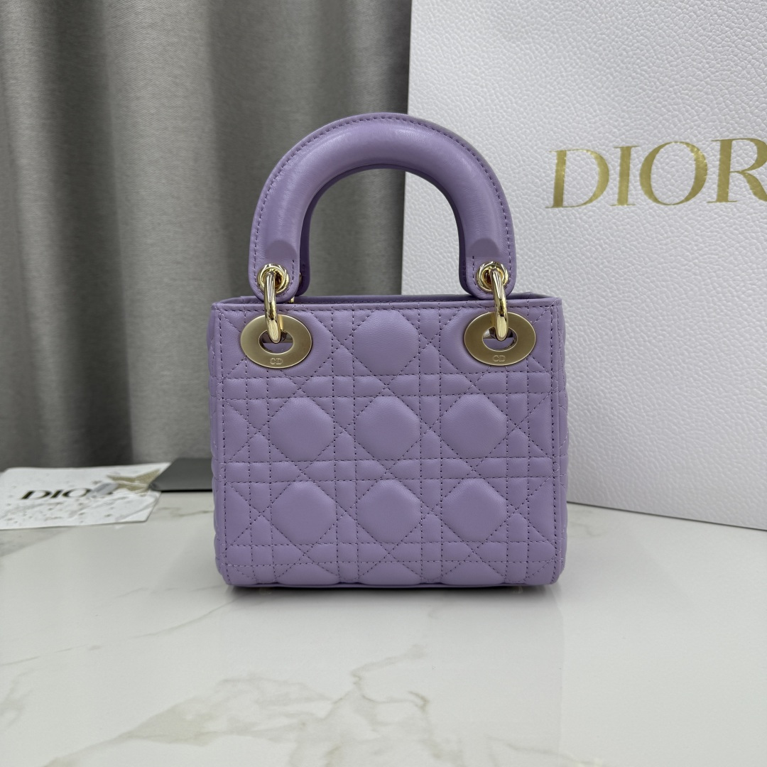 Dior一比一紫色Lady迷你包 女生人氣甜美色系首選| 13 Dior一比一紫色Lady迷你包 女生人氣甜美色系首選