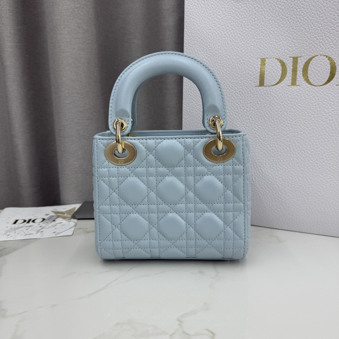 Dior一比一天藍色Lady Dior小款女包典雅設計輕奢推薦| 13 Dior一比一天藍色Lady Dior小款女包典雅設計輕奢推薦