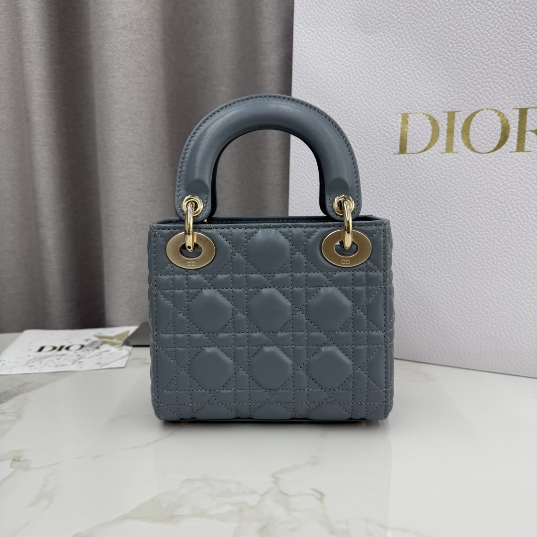 Dior高仿戴妃包女款 深藍灰色迷你款式氣質百搭| 13 Dior高仿戴妃包女款 深藍灰色迷你款式氣質百搭