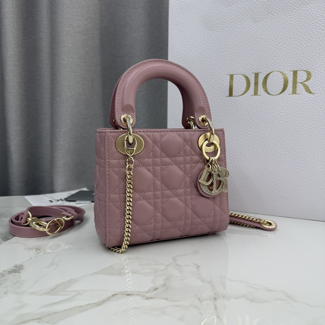 Dior一比一仿戴妃包 玫瑰粉迷你款 女生甜美色人氣推介| 14 Dior一比一仿戴妃包 玫瑰粉迷你款 女生甜美色人氣推介