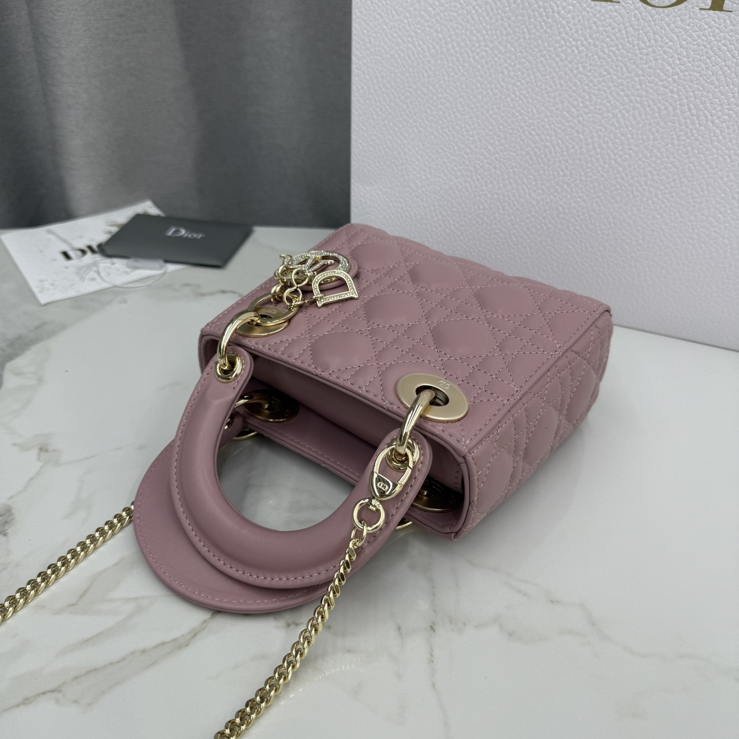 Dior一比一仿戴妃包 玫瑰粉迷你款 女生甜美色人氣推介| 12 Dior一比一仿戴妃包 玫瑰粉迷你款 女生甜美色人氣推介