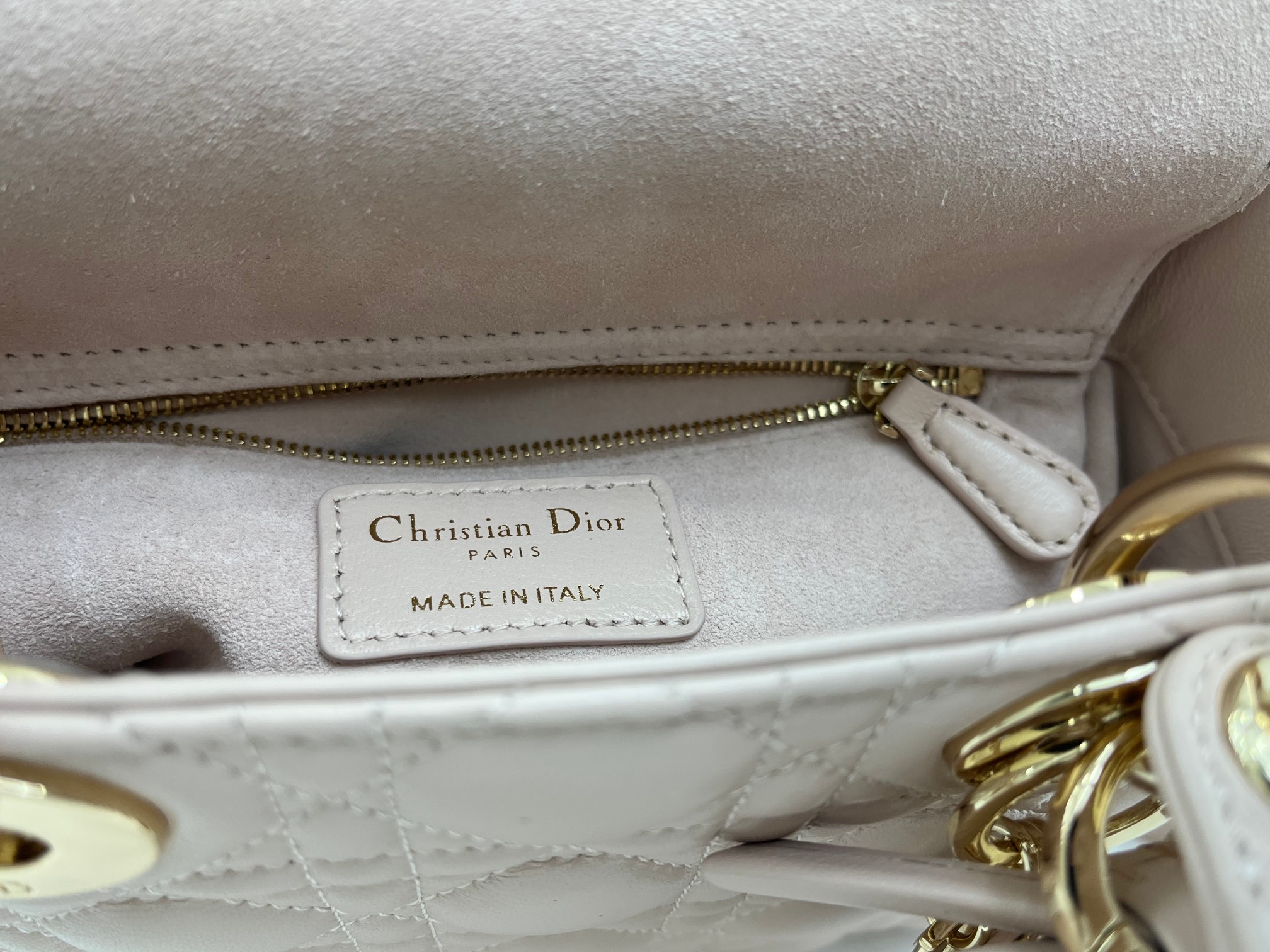 高仿Dior Lady D-Joy粉裸色蝴蝶結手提包 氣質精品風格小包| 7 高仿Dior Lady D-Joy粉裸色蝴蝶結手提包 氣質精品風格小包