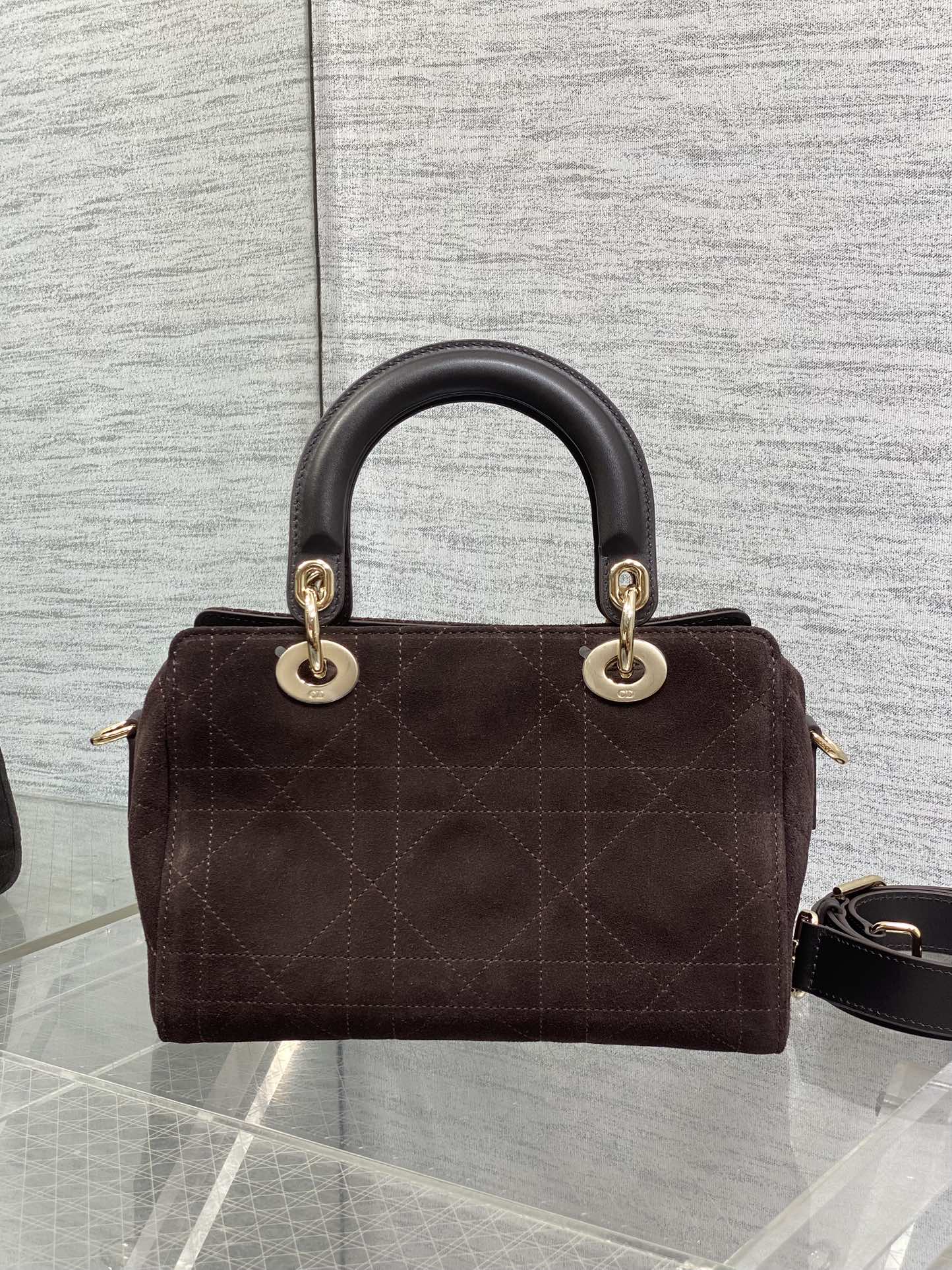 Dior 原單深棕小款手提包 麂皮質感百搭小巧版型| 11 Dior 原單深棕小款手提包 麂皮質感百搭小巧版型