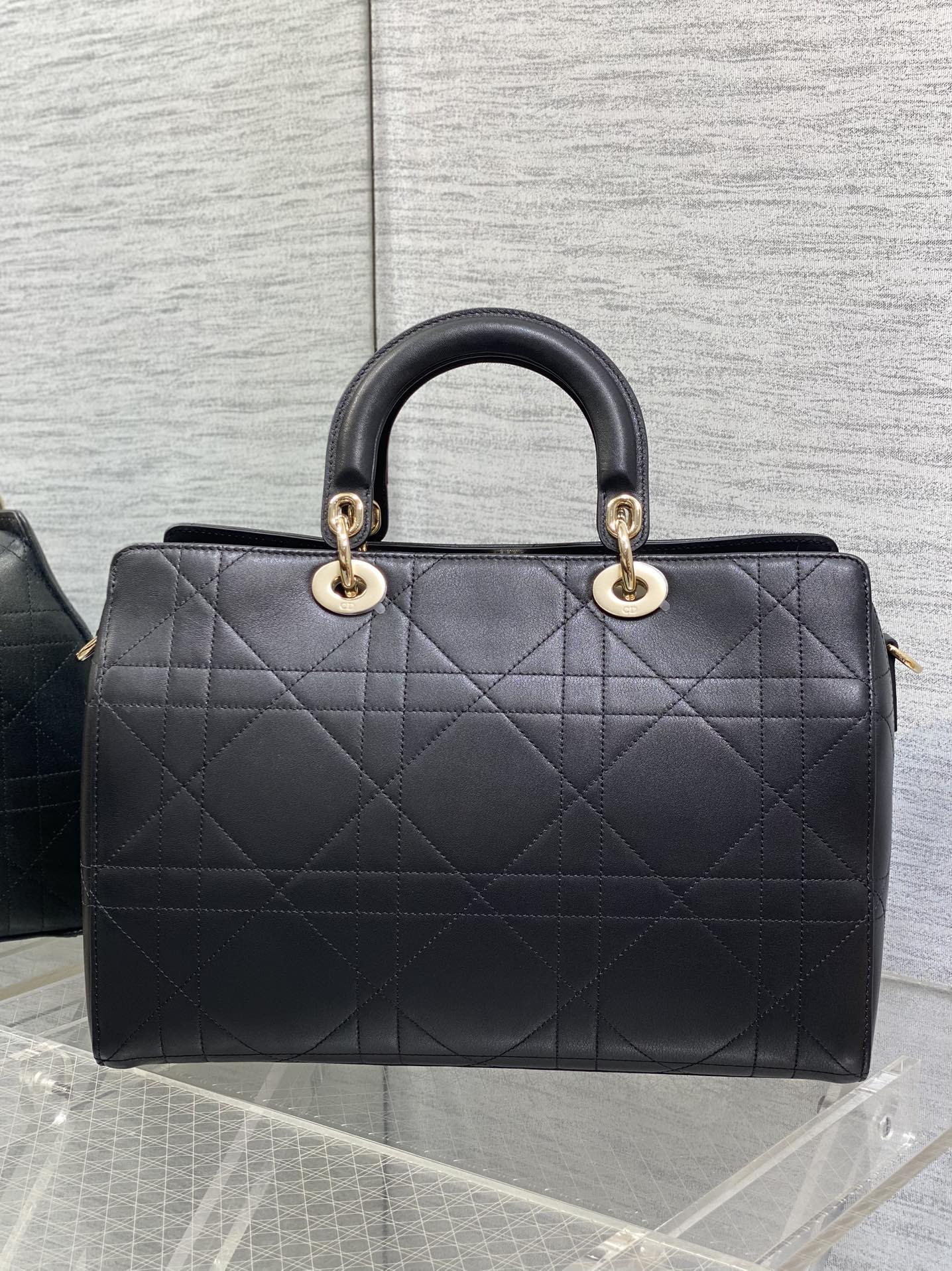 Dior 原單黑色大款手提包 輕奢皮革質感上班族首選| 11 Dior 原單黑色大款手提包 輕奢皮革質感上班族首選