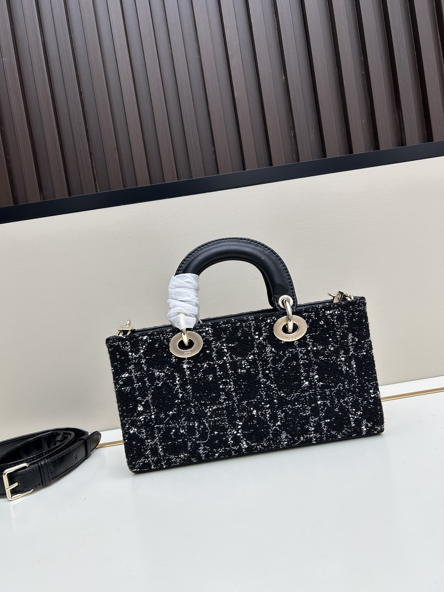 Dior A貨黑白格紋小方包 質感絨布鏈條設計日常通勤包| 13 Dior A貨黑白格紋小方包 質感絨布鏈條設計日常通勤包