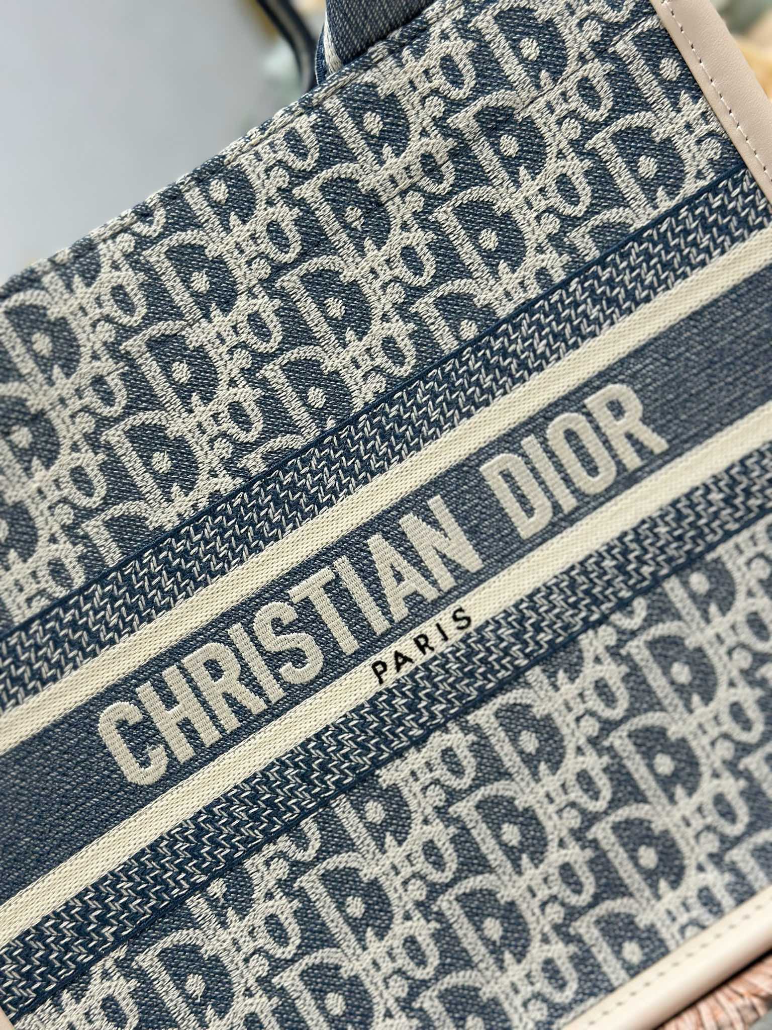 原單Dior Book Tote迷你托特包 Oblique刺繡小尺寸單肩包推薦| 12 原單Dior Book Tote迷你托特包 Oblique刺繡小尺寸單肩包推薦