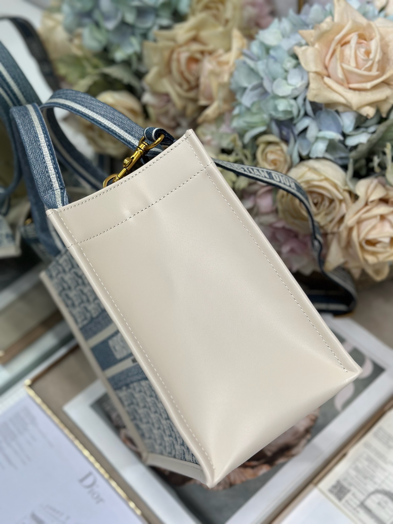 原單Dior Book Tote迷你托特包 Oblique刺繡小尺寸單肩包推薦| 10 原單Dior Book Tote迷你托特包 Oblique刺繡小尺寸單肩包推薦
