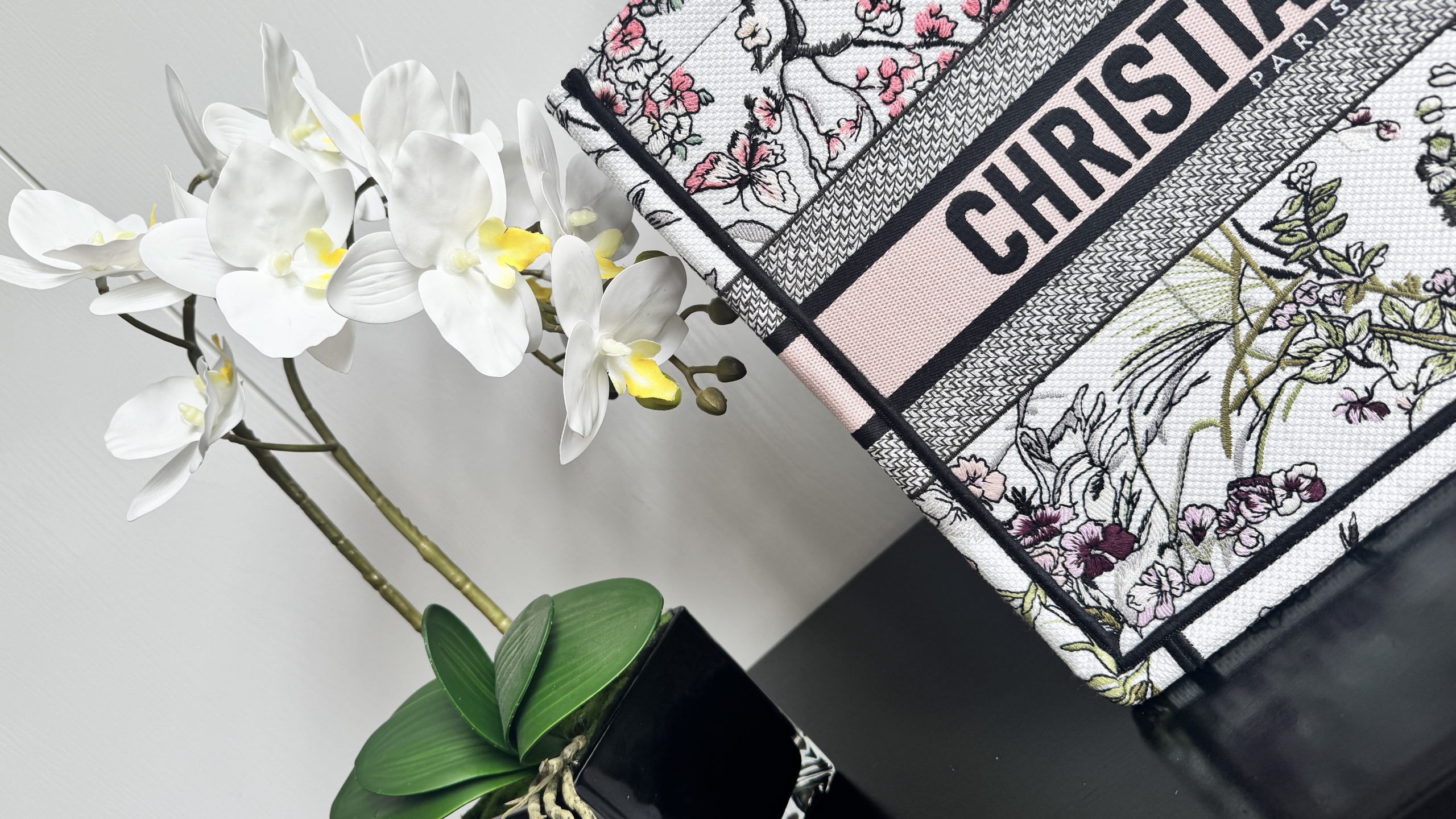 一比一Dior Book Tote刺繡托特包 粉色花卉圖騰帆布印花款| 14 一比一Dior Book Tote刺繡托特包 粉色花卉圖騰帆布印花款