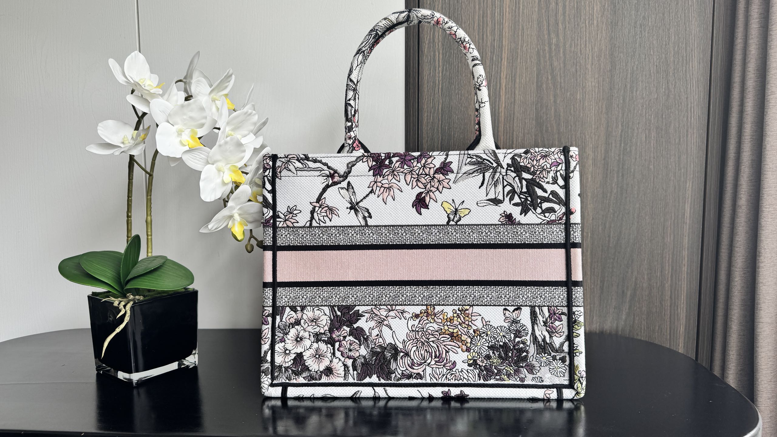 一比一Dior Book Tote刺繡托特包 粉色花卉圖騰帆布印花款| 10 一比一Dior Book Tote刺繡托特包 粉色花卉圖騰帆布印花款