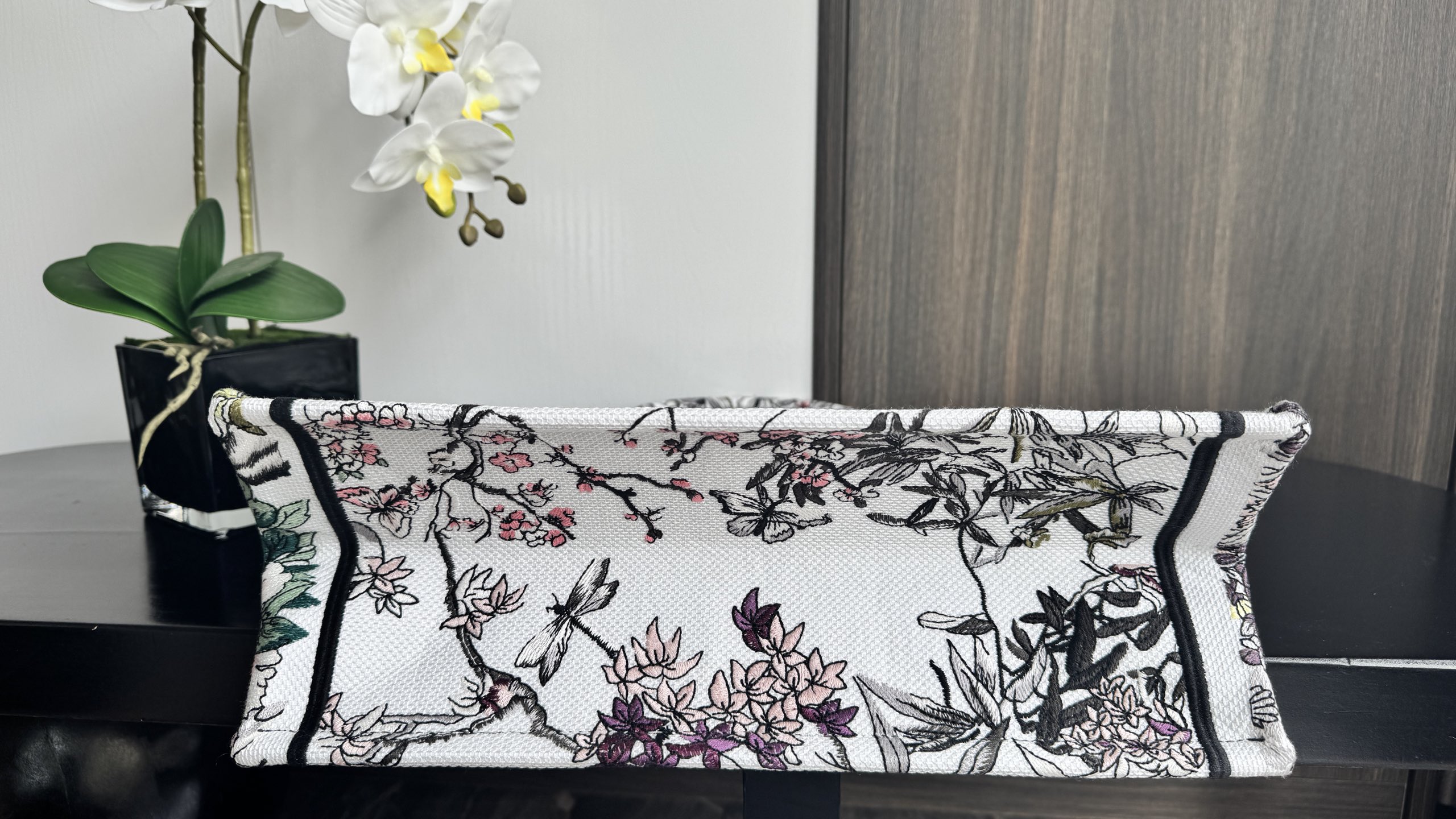 一比一Dior Book Tote刺繡托特包 粉色花卉圖騰帆布印花款| 9 一比一Dior Book Tote刺繡托特包 粉色花卉圖騰帆布印花款