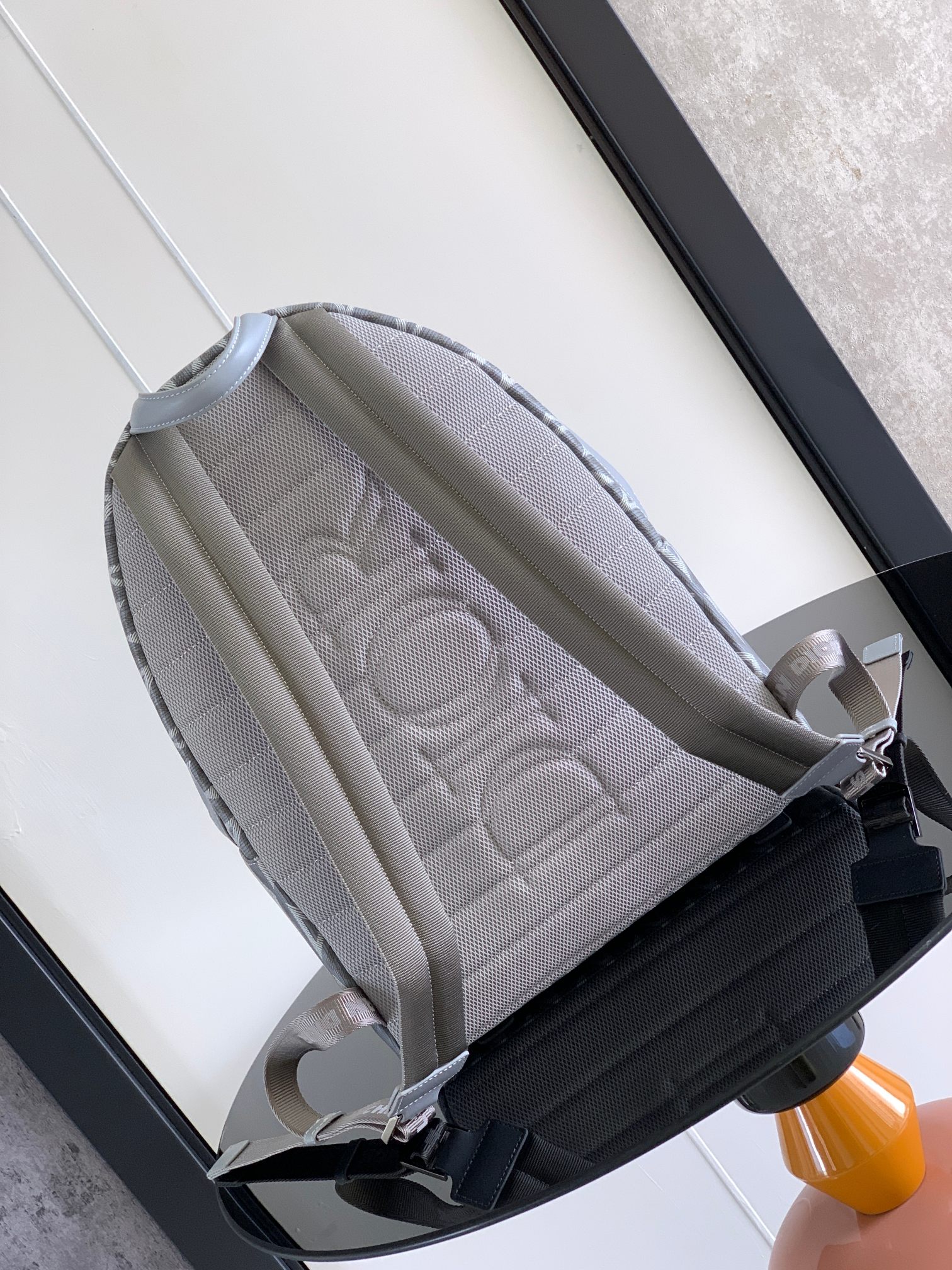 Dior 高仿男士後背包幾何圖騰設計輕量機能款| 13 Dior 高仿男士後背包幾何圖騰設計輕量機能款