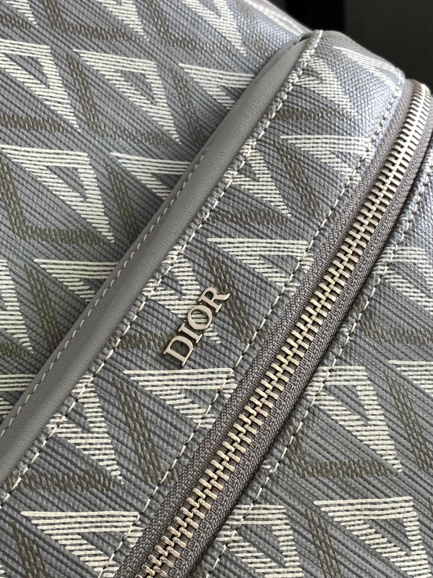 Dior 高仿男士後背包幾何圖騰設計輕量機能款| 11 Dior 高仿男士後背包幾何圖騰設計輕量機能款