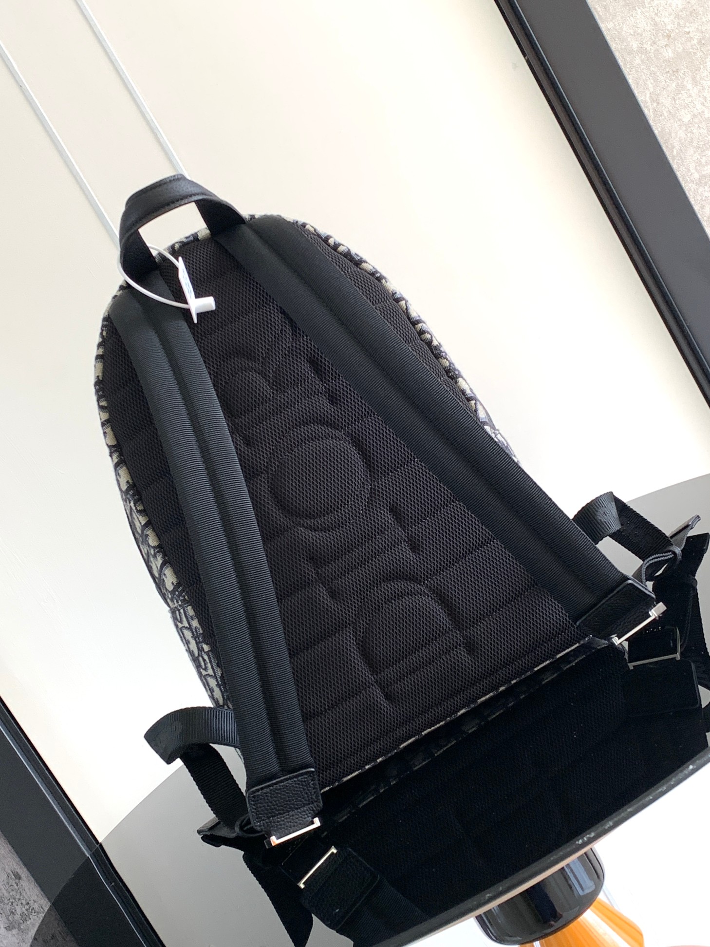 Dior 高仿Oblique老花後背包男款經典再現| 13 Dior 高仿Oblique老花後背包男款經典再現