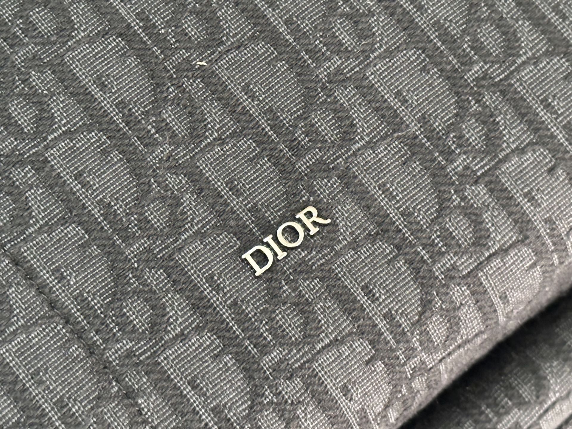 Dior 高仿黑色老花翻蓋後背包多功能設計款| 11 Dior 高仿黑色老花翻蓋後背包多功能設計款