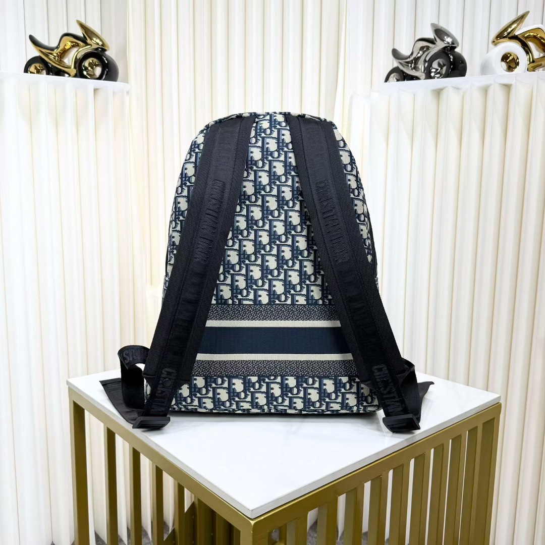 Dior 高仿男士Oblique後背包刺繡大Logo款耐看百搭| 13 Dior 高仿男士Oblique後背包刺繡大Logo款耐看百搭