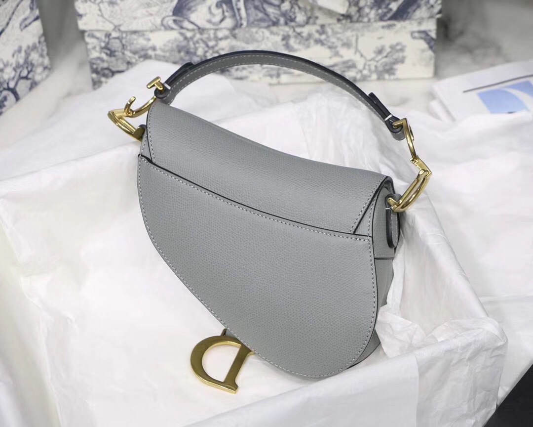 Dior A貨馬鞍包迷你版灰色全皮款 金屬細節輕巧版型| 11 Dior A貨馬鞍包迷你版灰色全皮款 金屬細節輕巧版型
