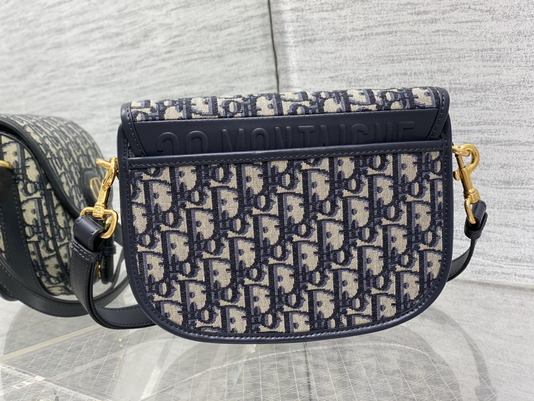 Dior 原單經典Bobby半月包老花CD Logo皮革拼接包款| 12 Dior 原單經典Bobby半月包老花CD Logo皮革拼接包款