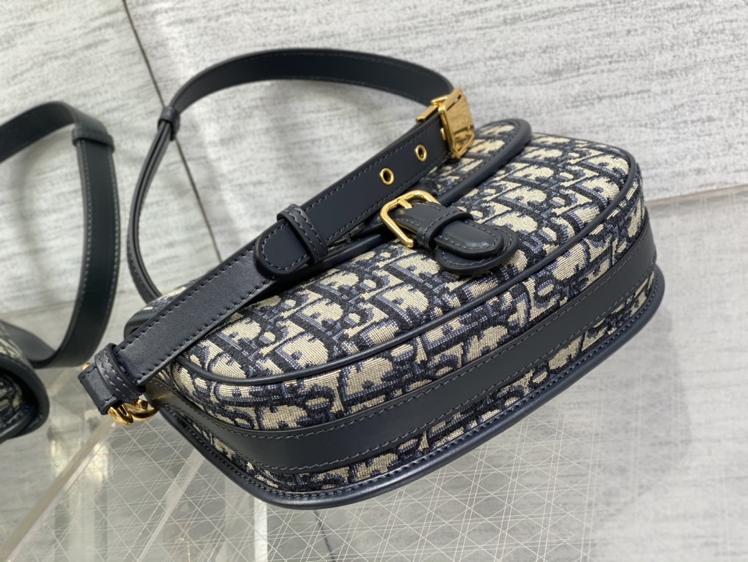 Dior 原單經典Bobby半月包老花CD Logo皮革拼接包款| 9 Dior 原單經典Bobby半月包老花CD Logo皮革拼接包款