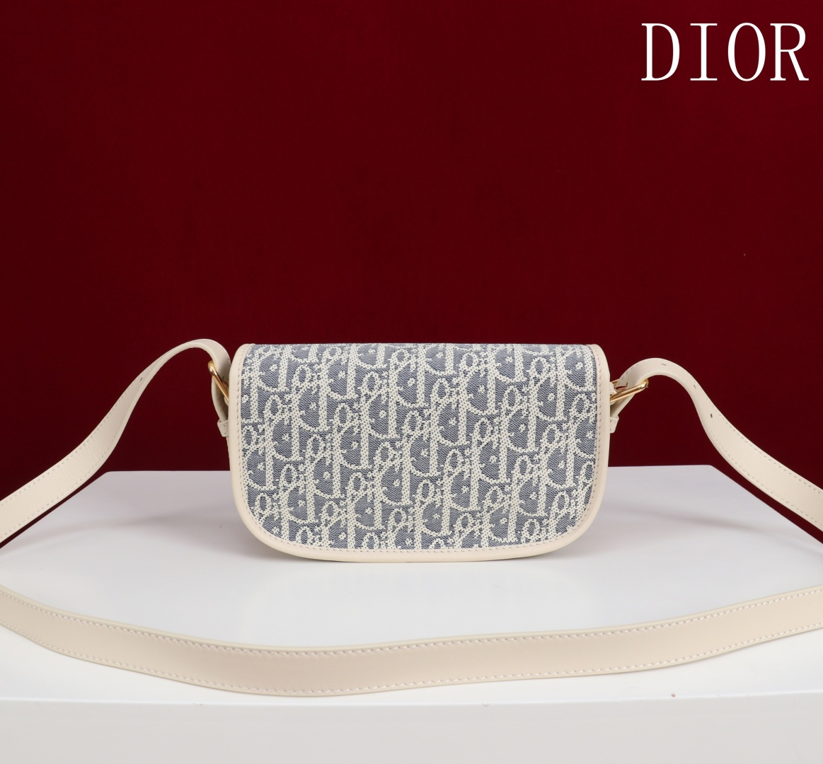 Dior 高仿CD Logo灰藍配色Bobby半月包 精緻刺繡圖騰款| 13 Dior 高仿CD Logo灰藍配色Bobby半月包 精緻刺繡圖騰款