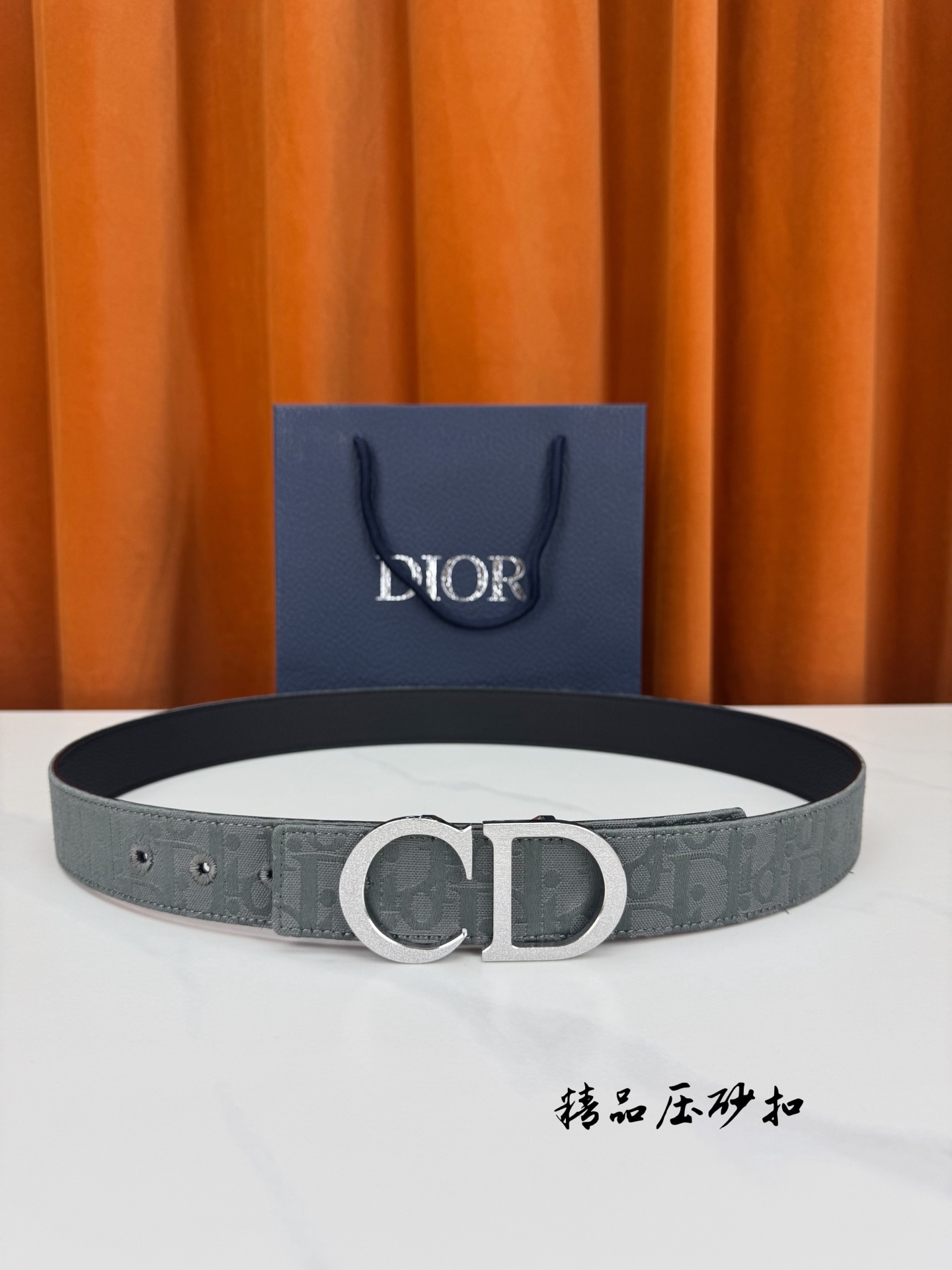Dior 一比一男士 CD 壓紋皮帶 灰色簡約質感款| 11 Dior 一比一男士 CD 壓紋皮帶 灰色簡約質感款