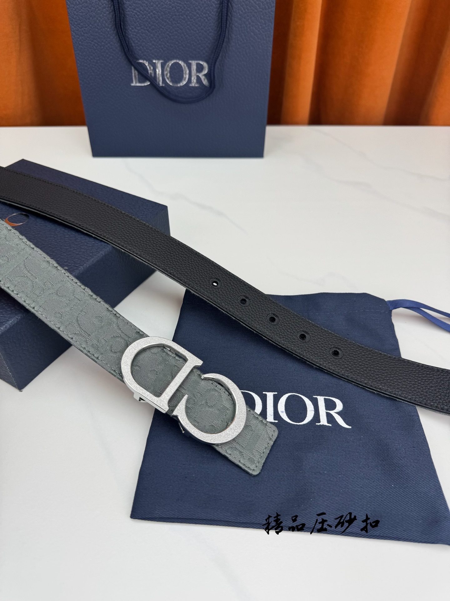 Dior 一比一男士 CD 壓紋皮帶 灰色簡約質感款| 7 Dior 一比一男士 CD 壓紋皮帶 灰色簡約質感款