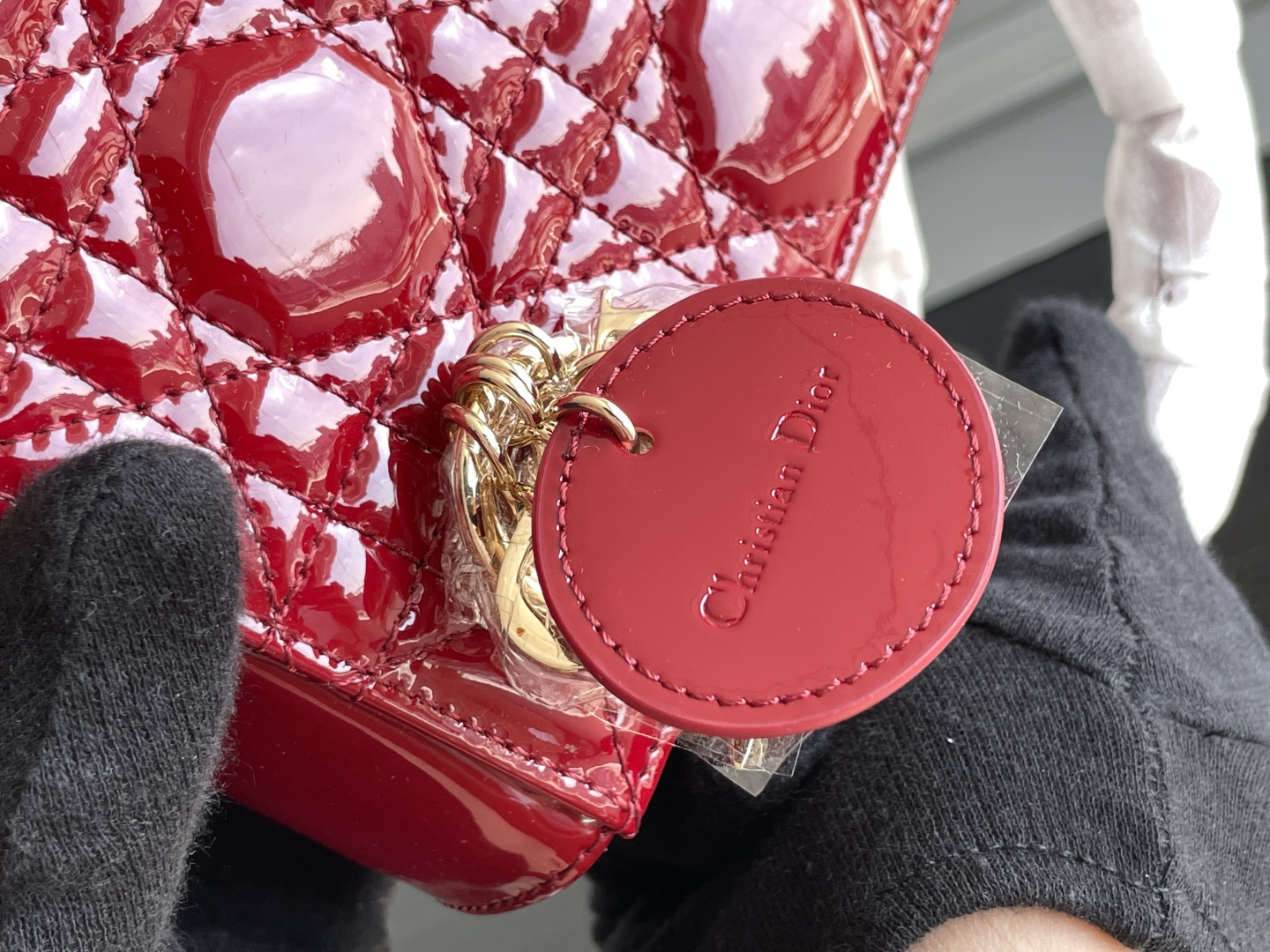 Dior高仿女款Lady小包 漆皮紅色限定氣場款| 8 Dior高仿女款Lady小包 漆皮紅色限定氣場款