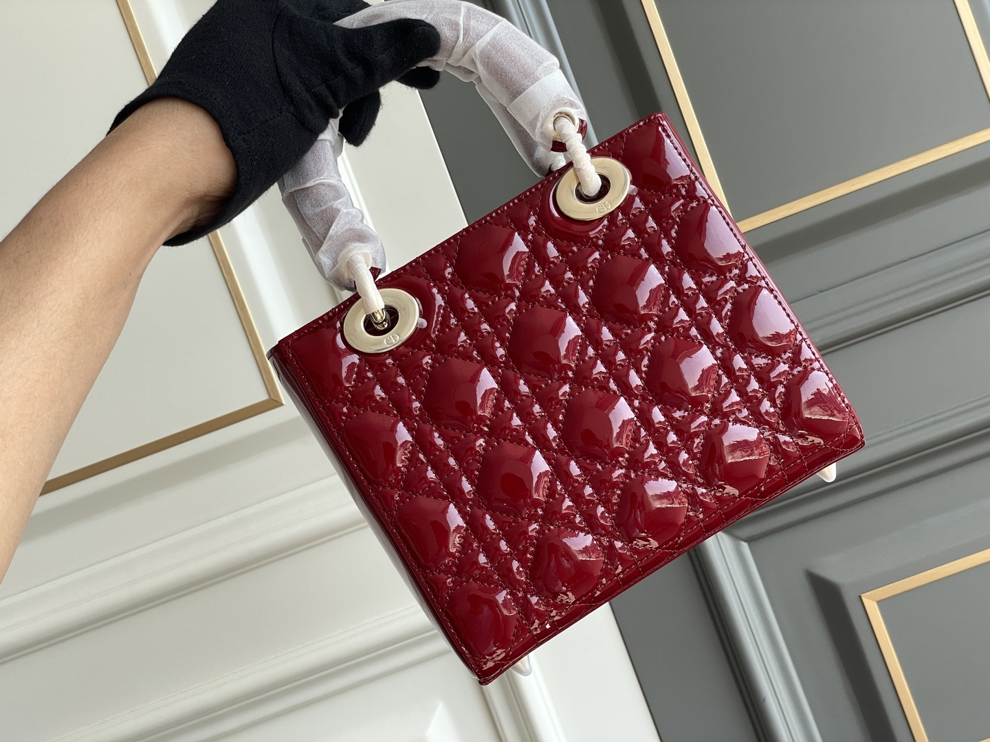 Dior A貨Lady手提包 女用酒紅亮面奢感限定款| 11 Dior A貨Lady手提包 女用酒紅亮面奢感限定款