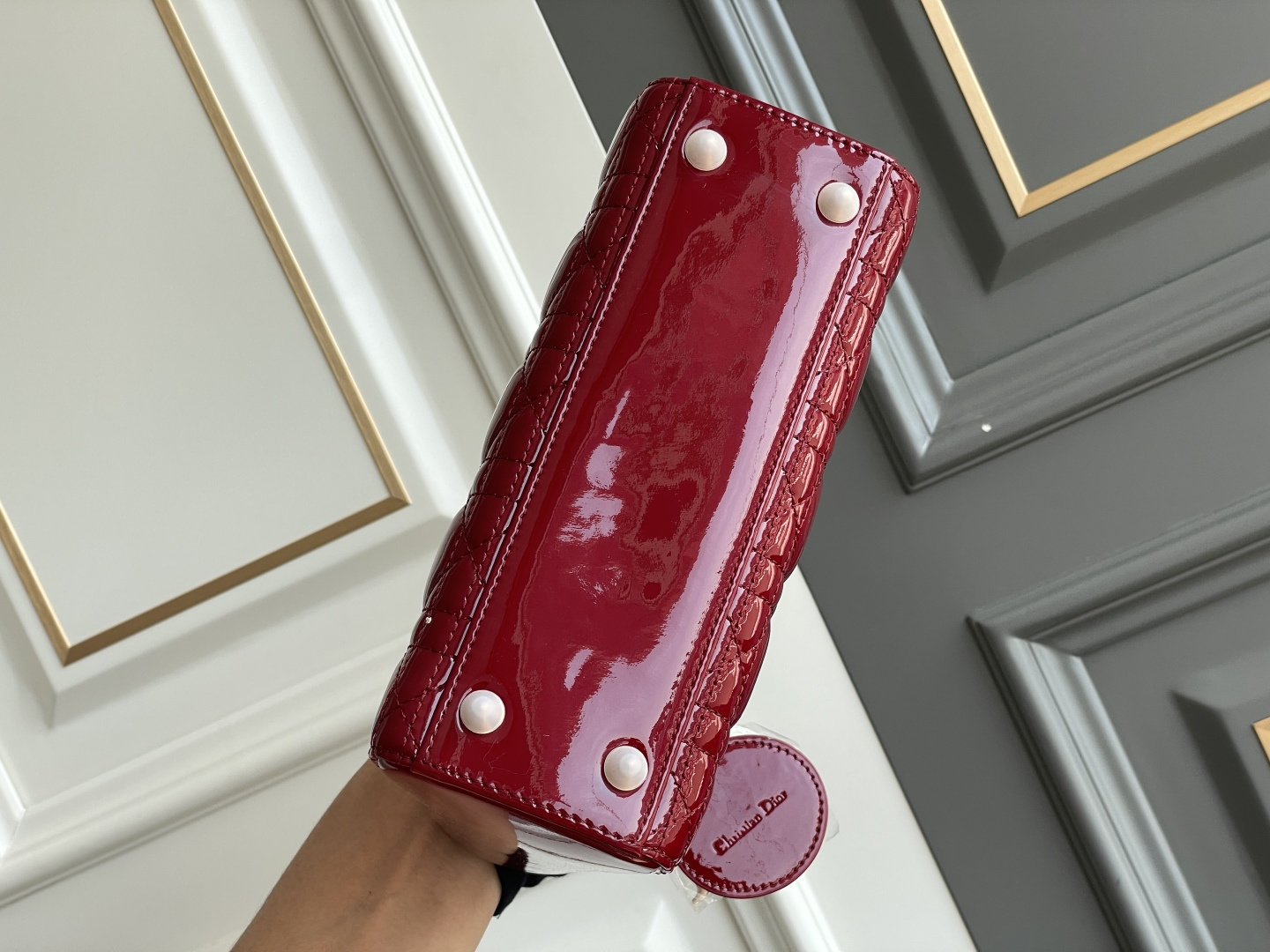 Dior A貨Lady手提包 女用酒紅亮面奢感限定款| 10 Dior A貨Lady手提包 女用酒紅亮面奢感限定款