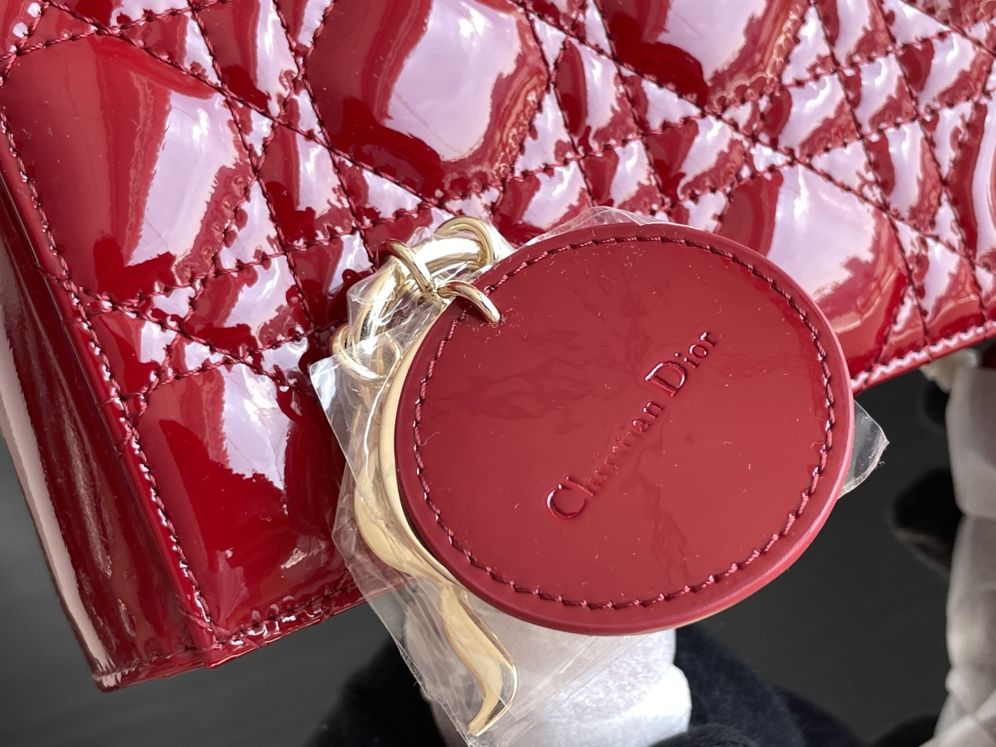 Dior A貨Lady手提包 女用酒紅亮面奢感限定款| 8 Dior A貨Lady手提包 女用酒紅亮面奢感限定款