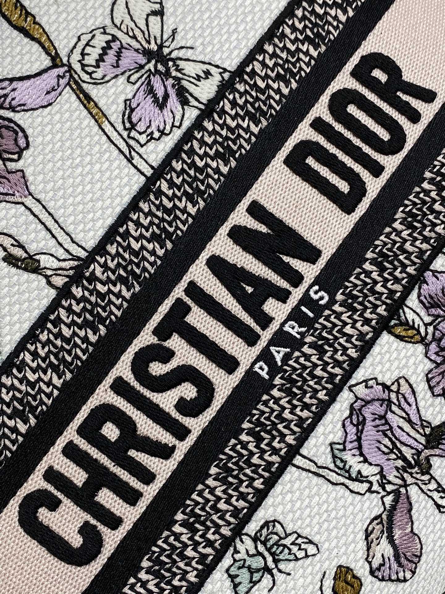 Dior一比一花卉刺繡托特包 白底紫花款 手提肩背兩用女包| 12 Dior一比一花卉刺繡托特包 白底紫花款 手提肩背兩用女包