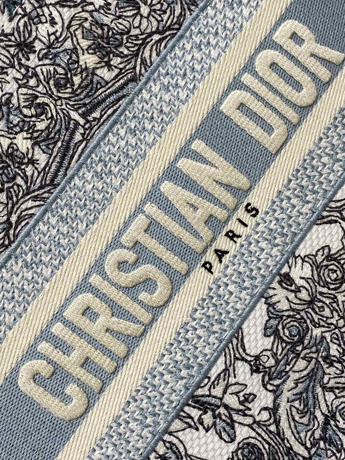 Dior 原單Book Tote小號包 藍白古典圖騰刺繡 高級感通勤款